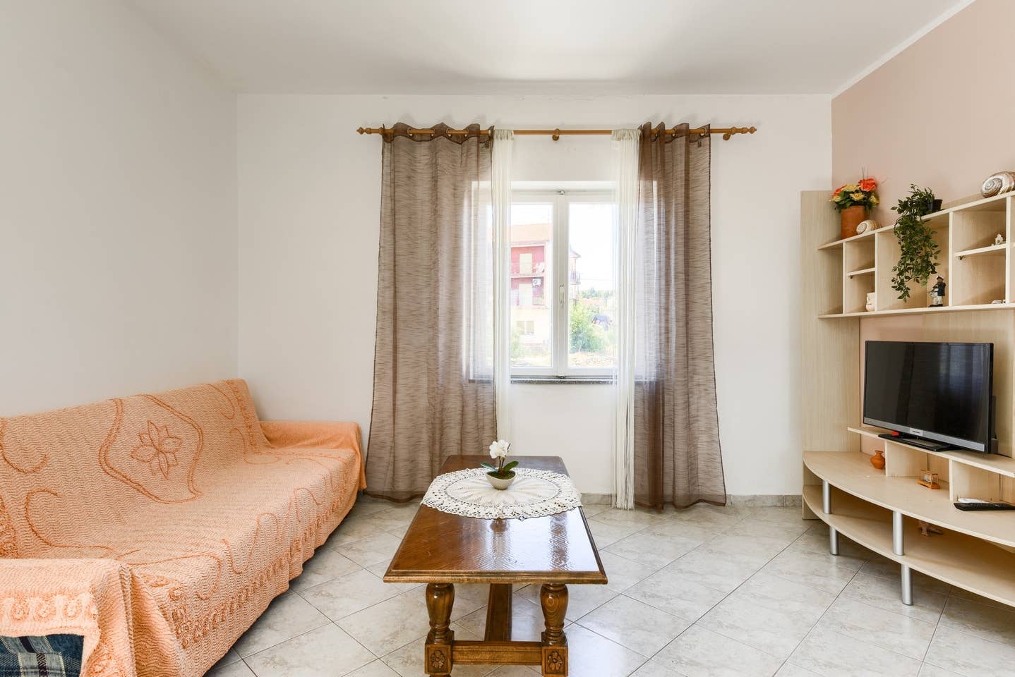 Two bedroom apartment with terrace and sea view Kali, Ugljan  A-a