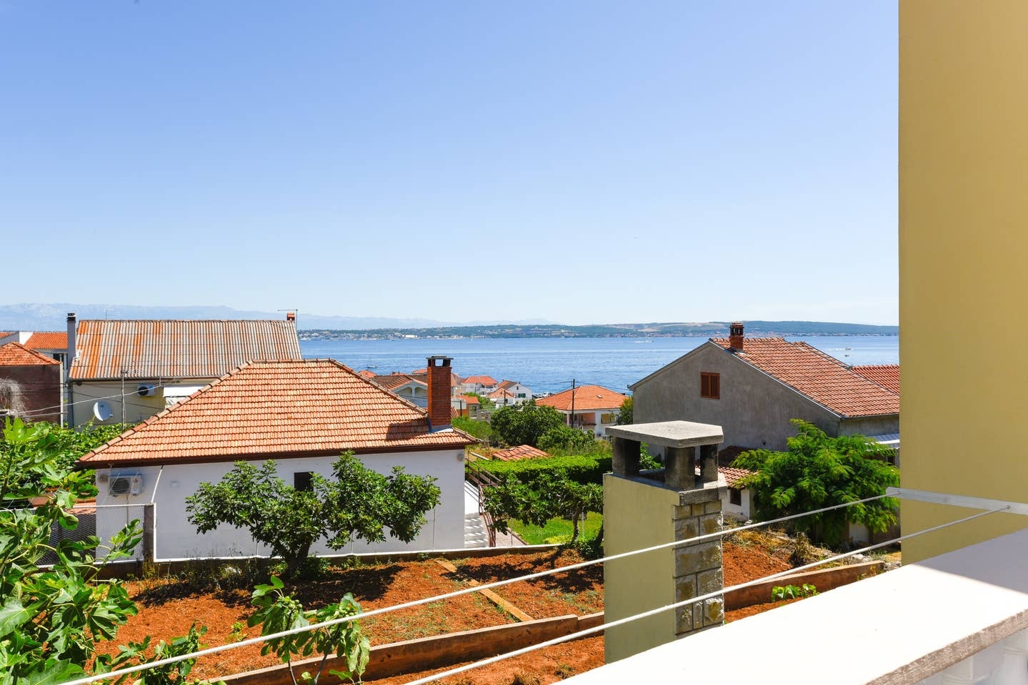 Two bedroom apartment with terrace and sea view Kali, Ugljan  A-a
