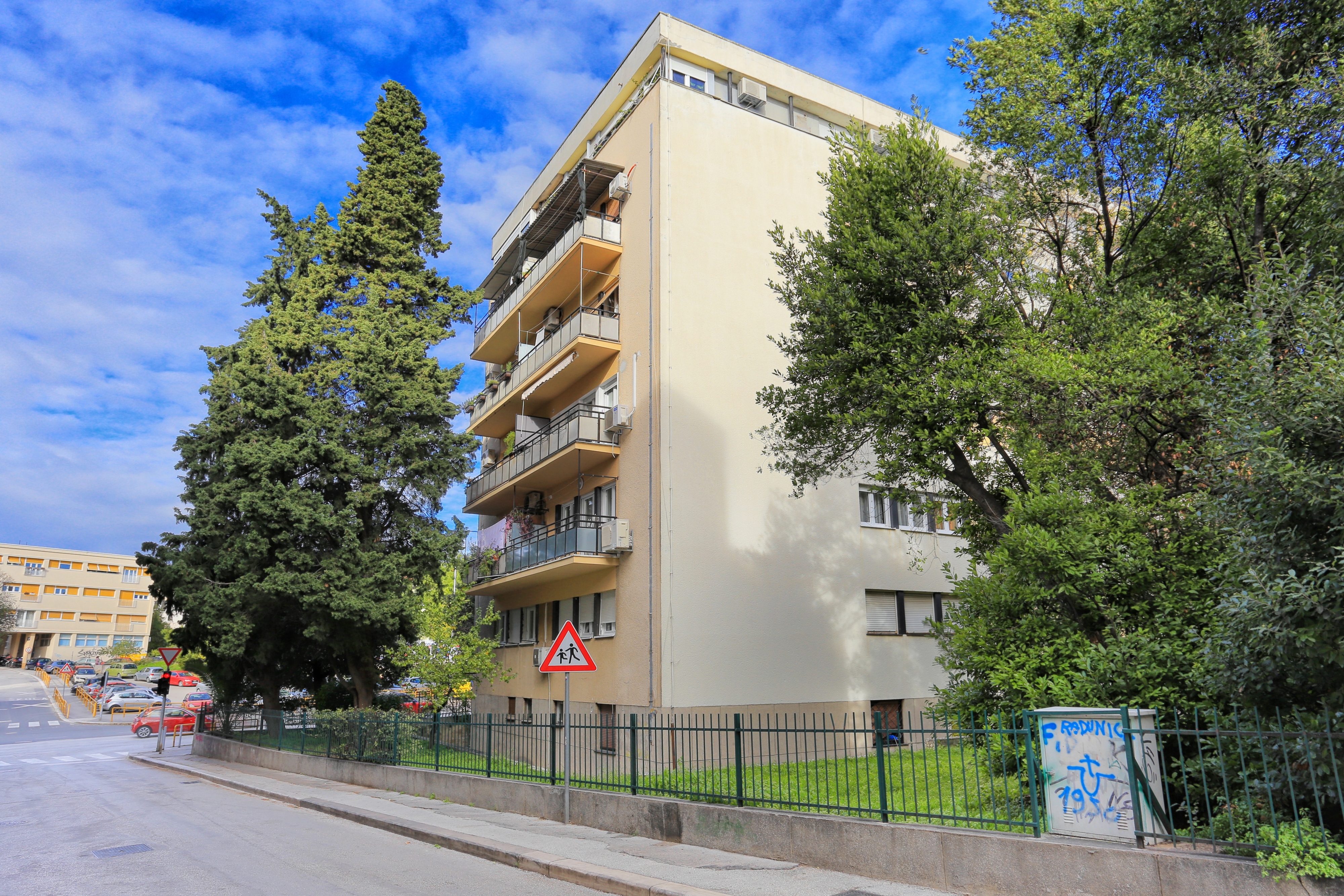 Two bedroom apartment with balcony Split (A-19143-a) Two bedroom apartment with balcony Split (A-19143-a)