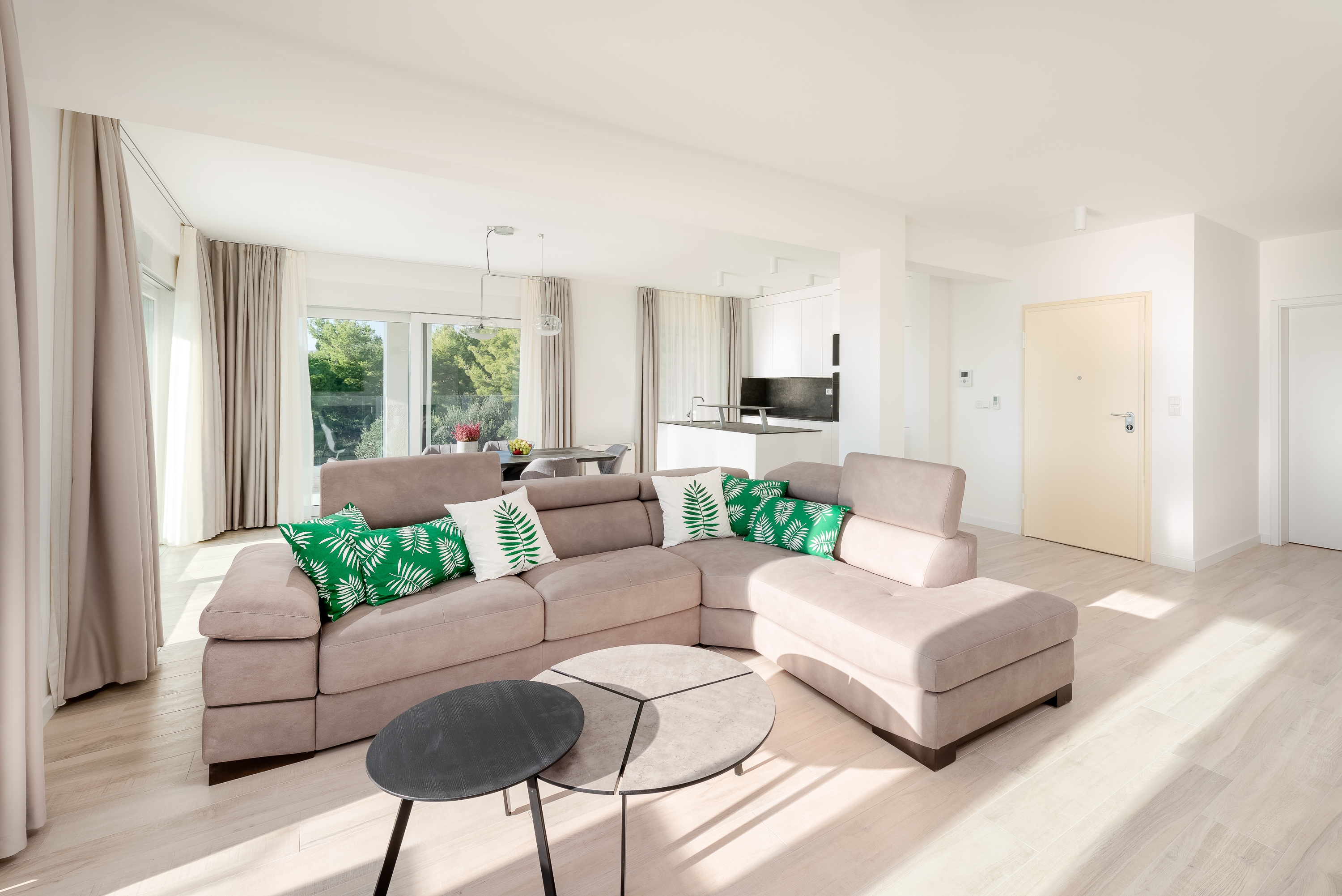 Two bedroom apartment with terrace Promajna, Makarska (A-19144-d)