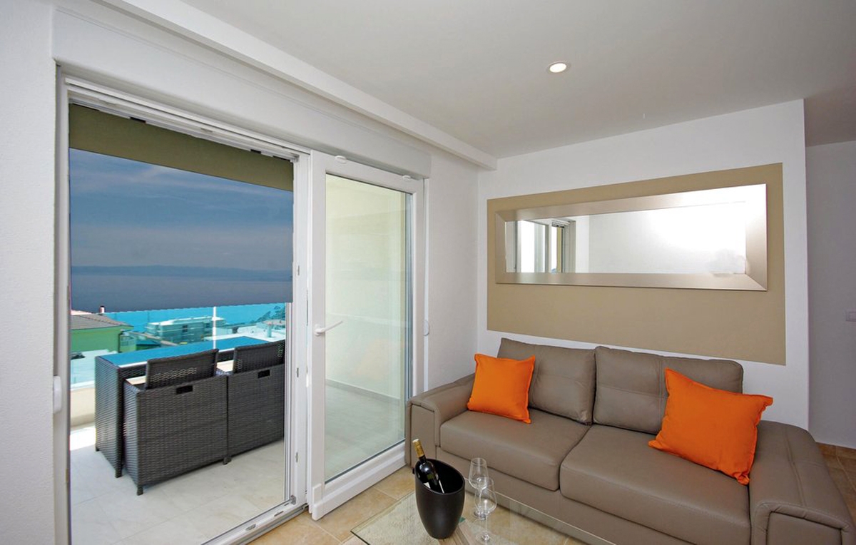 Two bedroom apartment with terrace and sea view Makarska (A-19147-c)