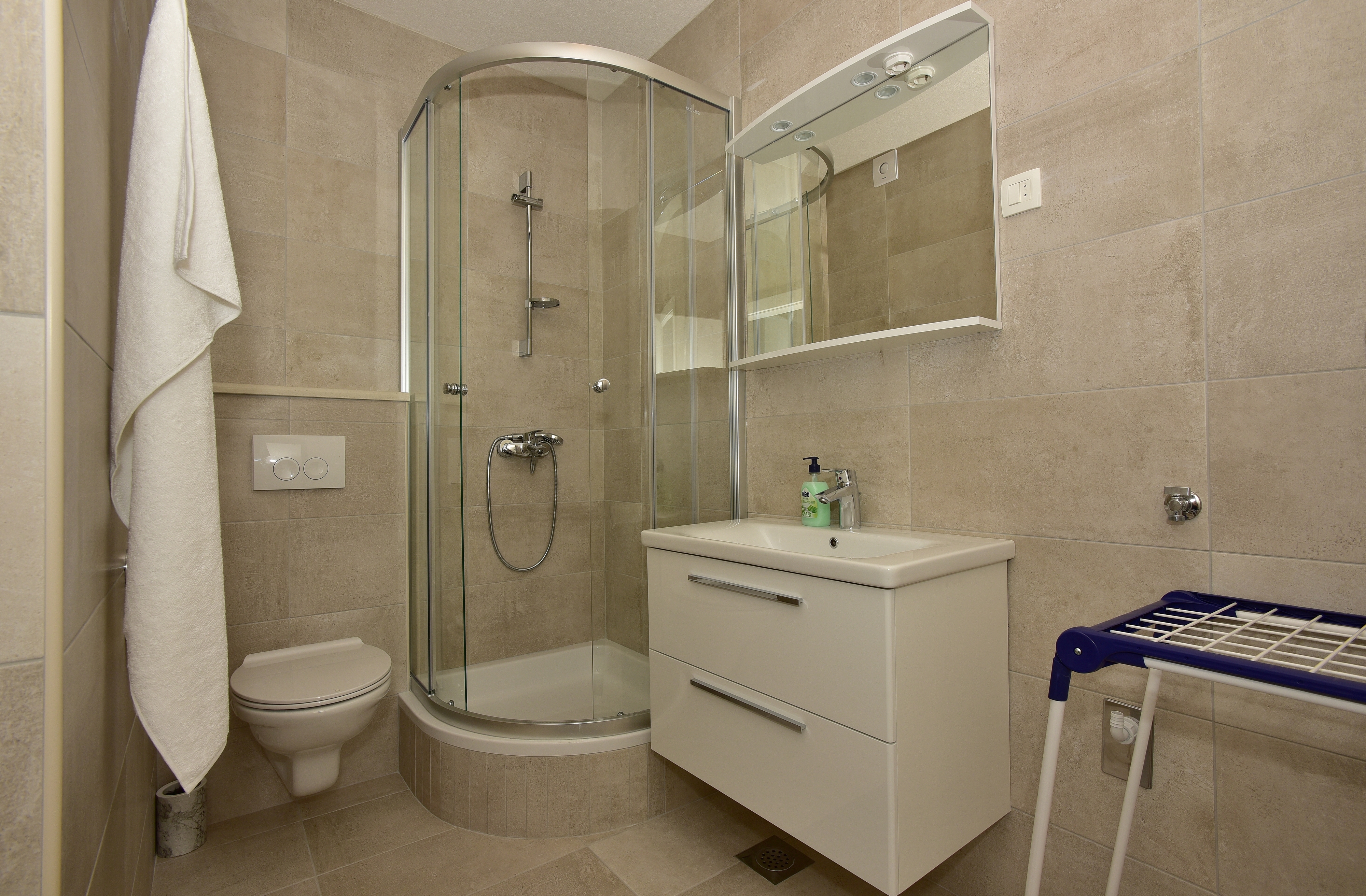 Three bedroom apartment near beach Živogošće - Mala Duba, Makarska  A-c