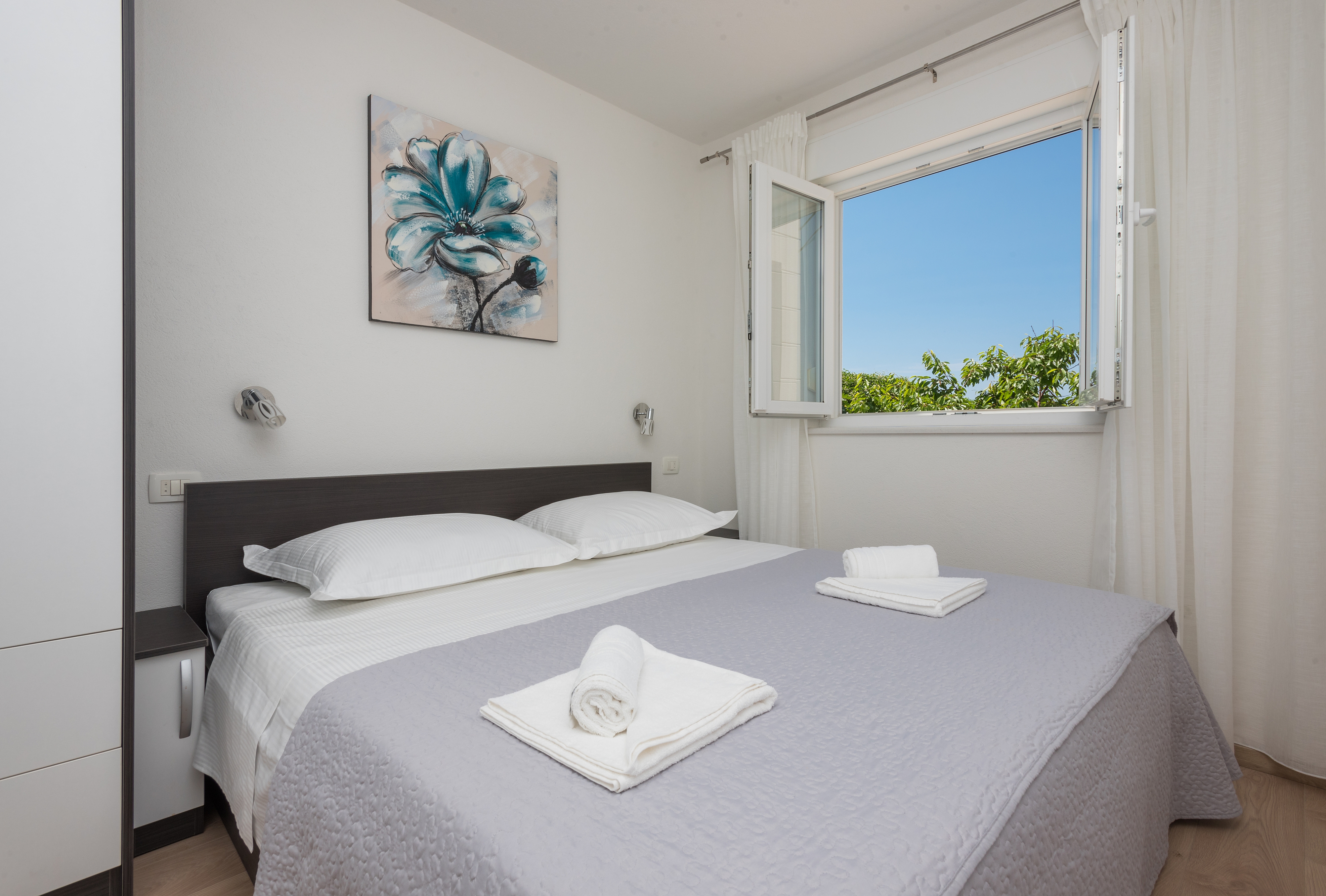 Three bedroom apartment near beach Živogošće - Mala Duba, Makarska  A-c