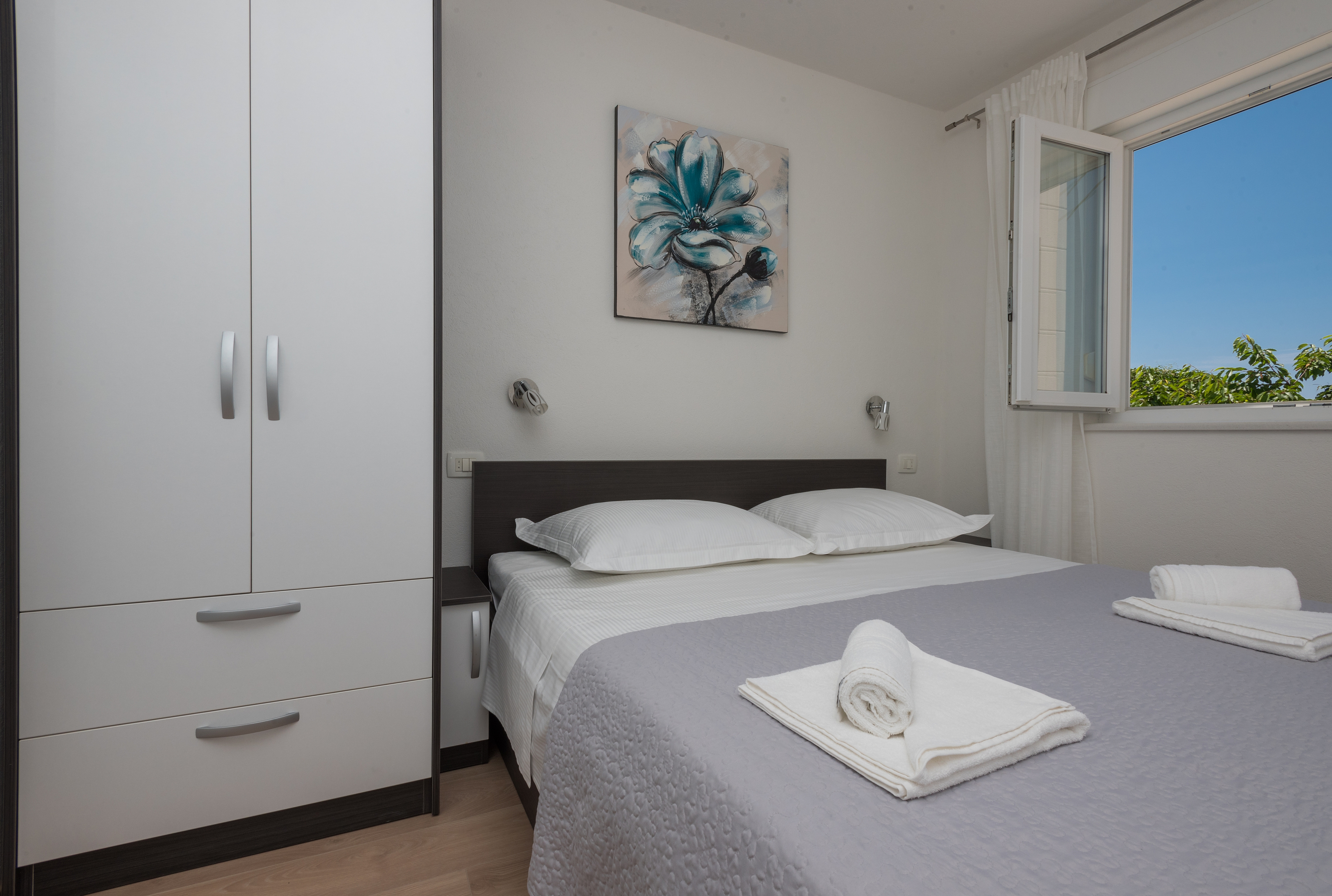 Three bedroom apartment near beach Živogošće - Mala Duba, Makarska  A-c