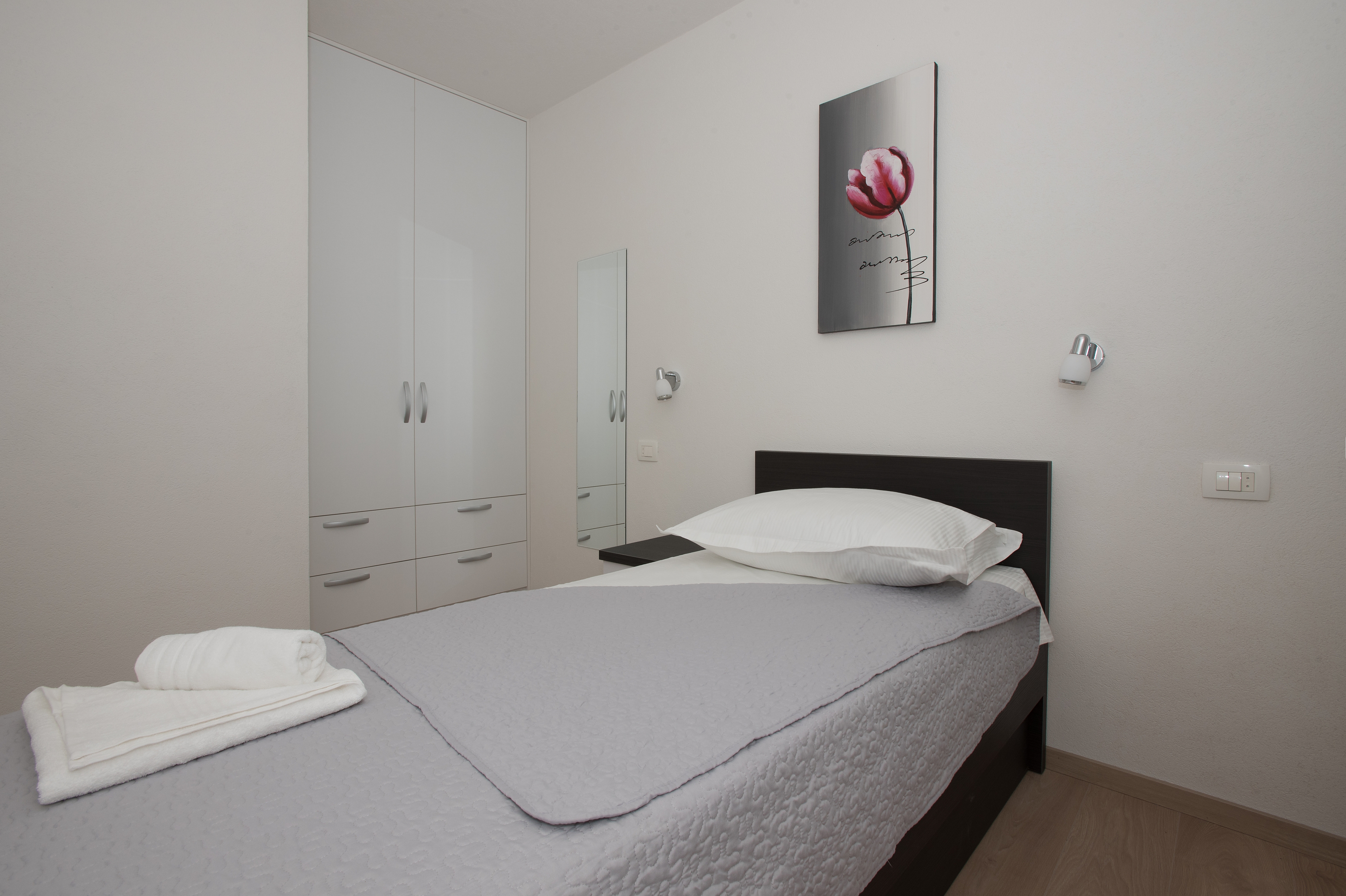 Three bedroom apartment near beach Živogošće - Mala Duba, Makarska  A-c