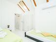 Mokošica, Bedroom 2 in the house, air condition available, (pet friendly) and WiFi.