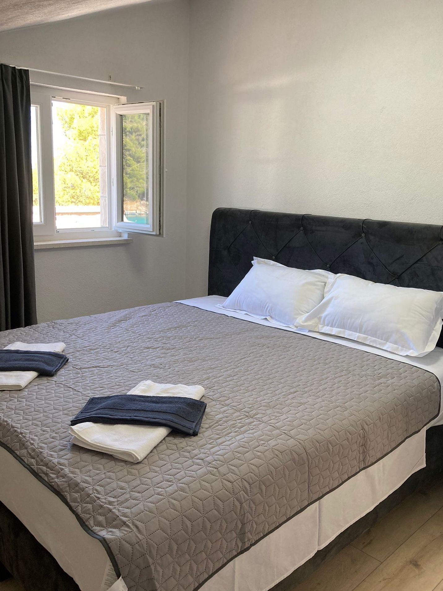 Comfortable and spacious house near beach Ražanj, Rogoznica  K