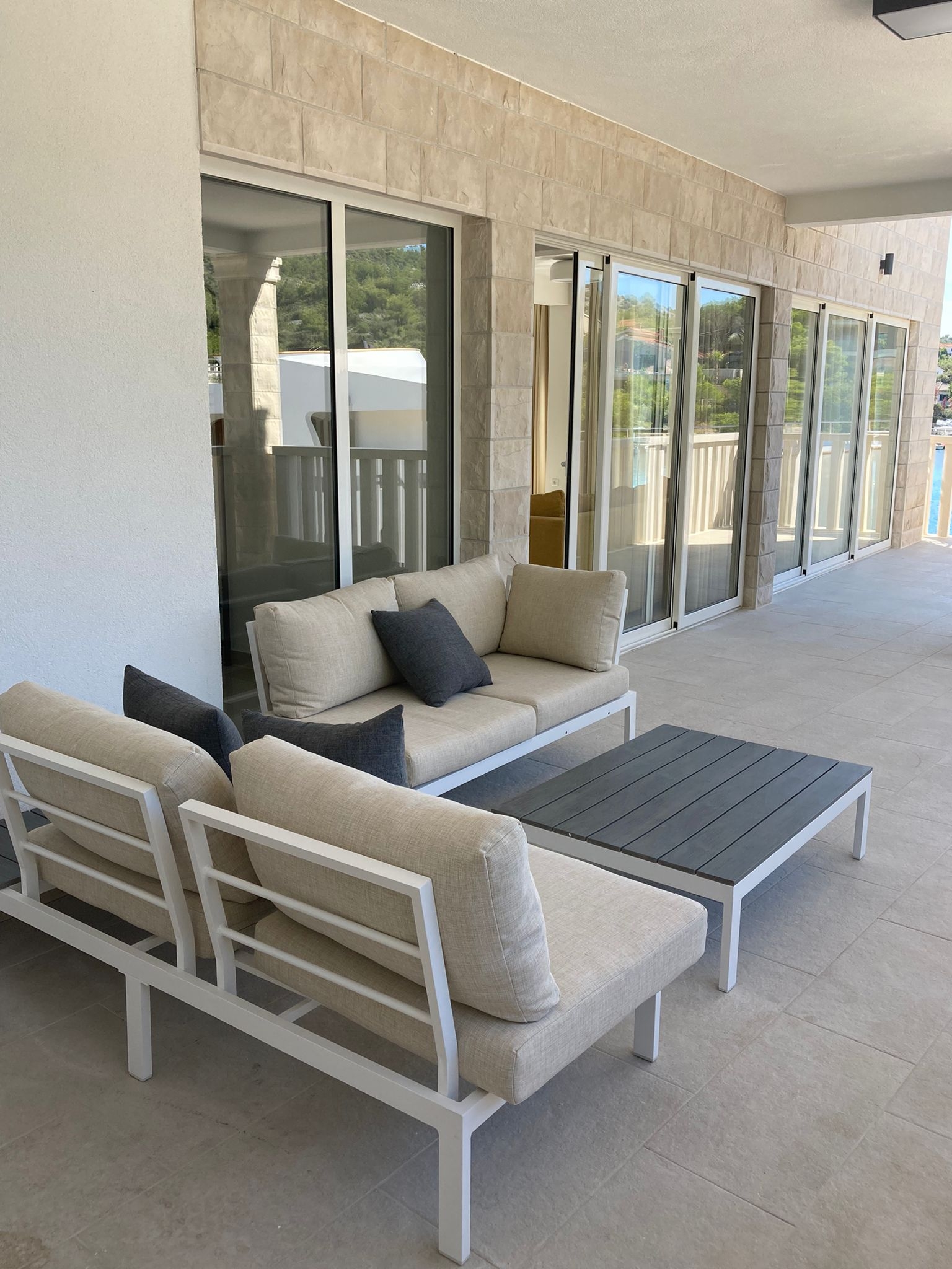 Comfortable and spacious house near beach Ražanj, Rogoznica  K
