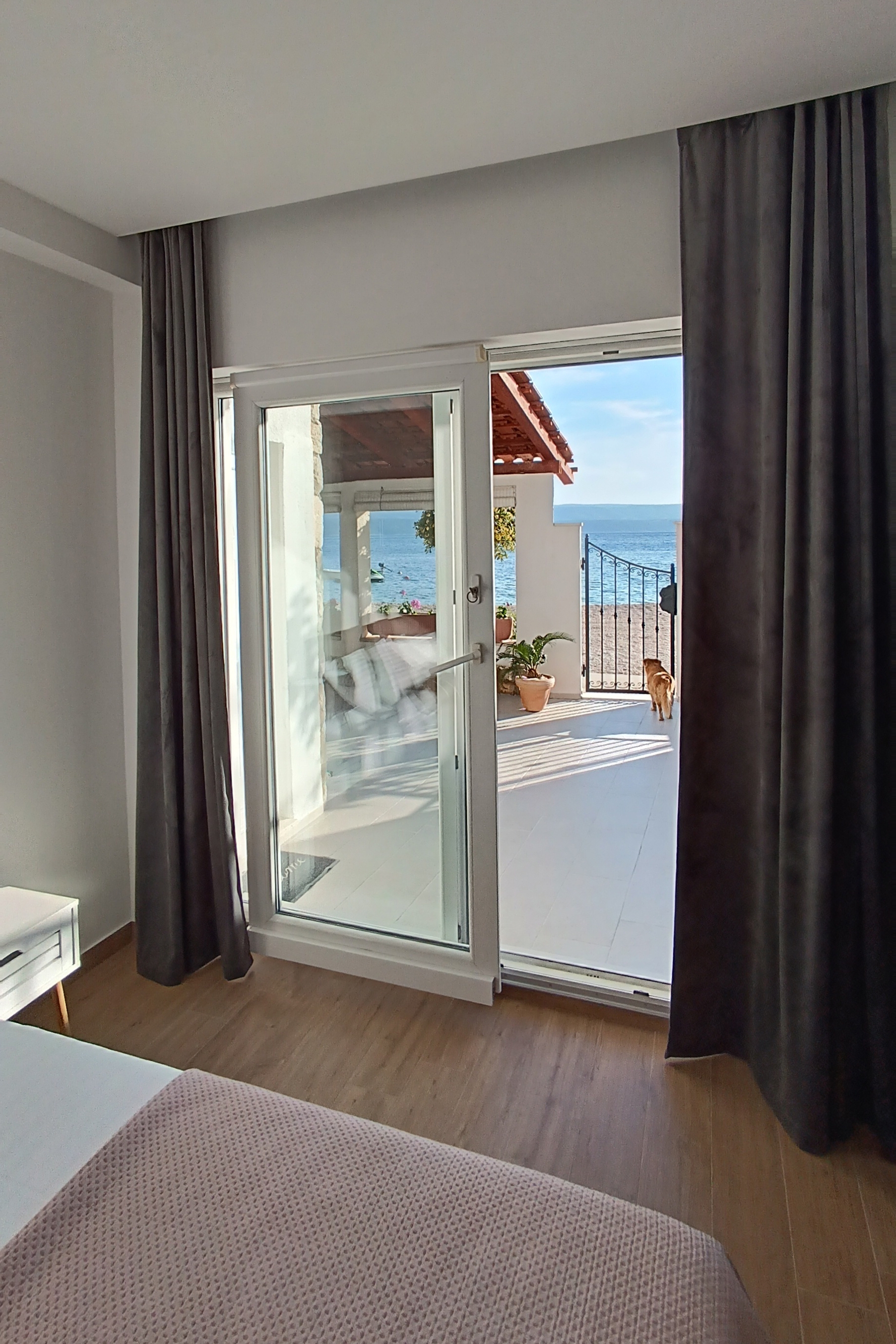Four bedroom apartment near beach Medići, Omiš  A-a