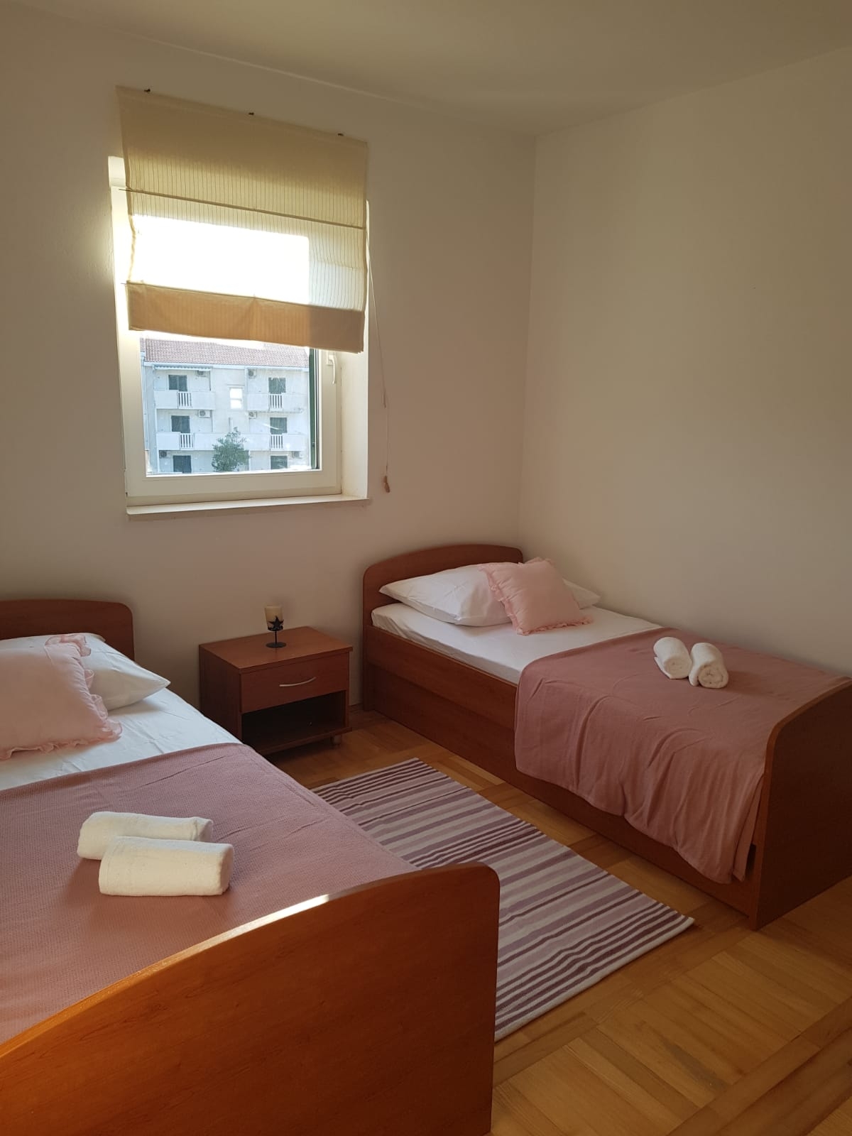 Two bedroom apartment with balcony and sea view Supetar, Brač  A-a