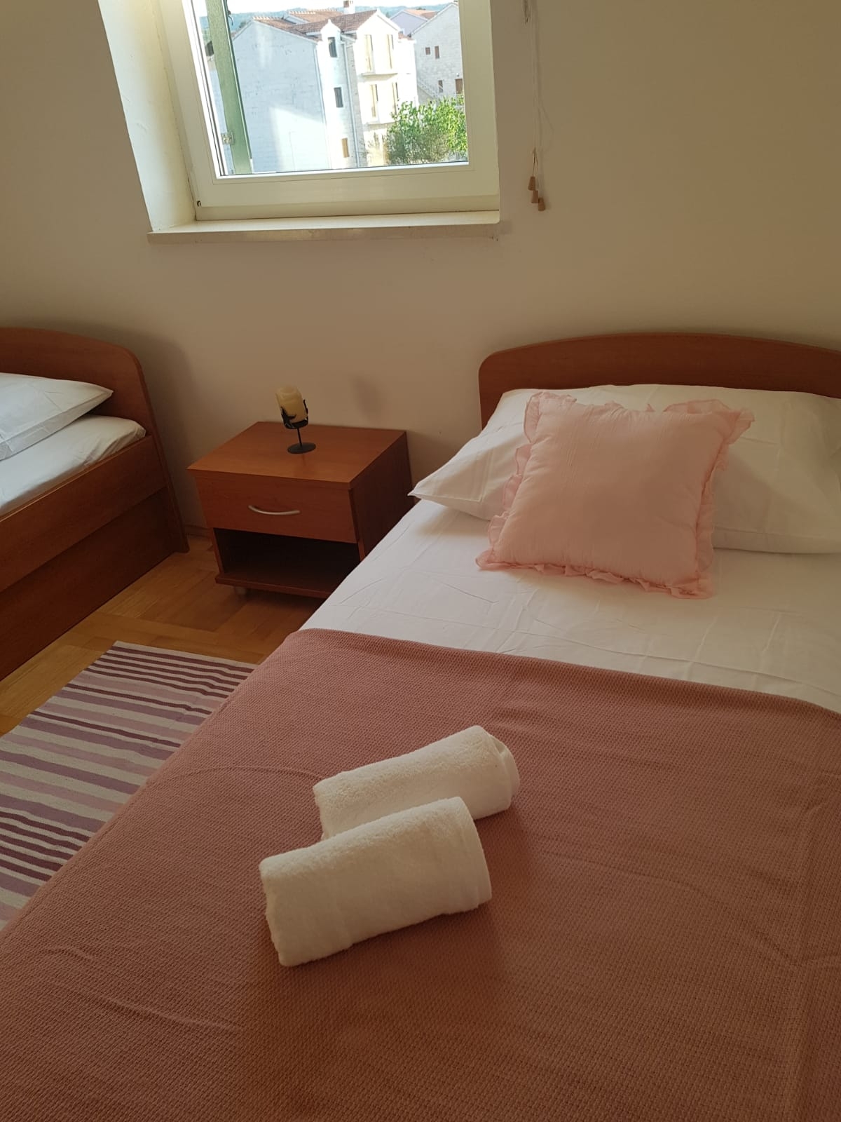 Two bedroom apartment with balcony and sea view Supetar, Brač  A-a