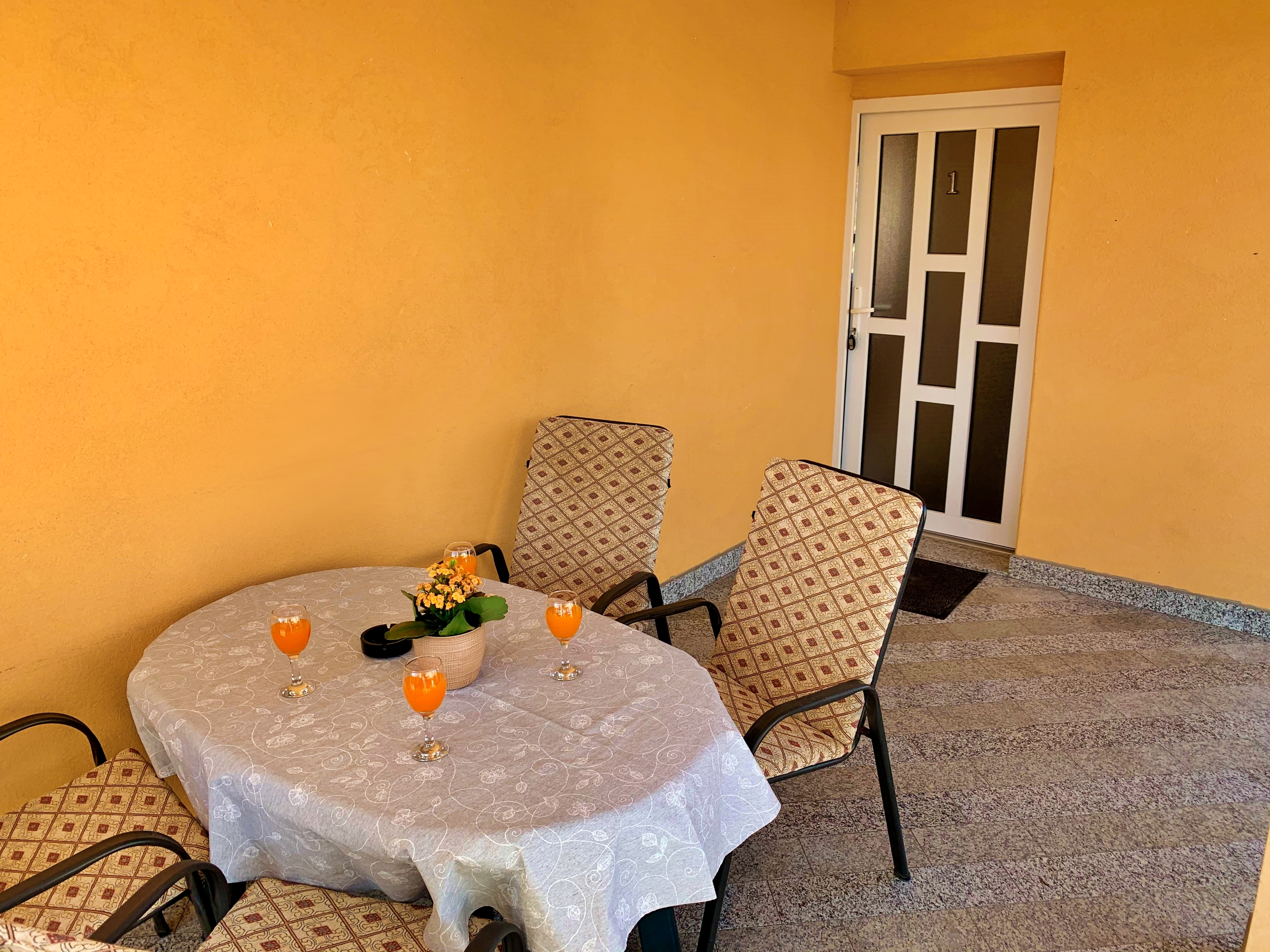 One bedroom apartment with terrace and sea view Čižići, Krk  A-a