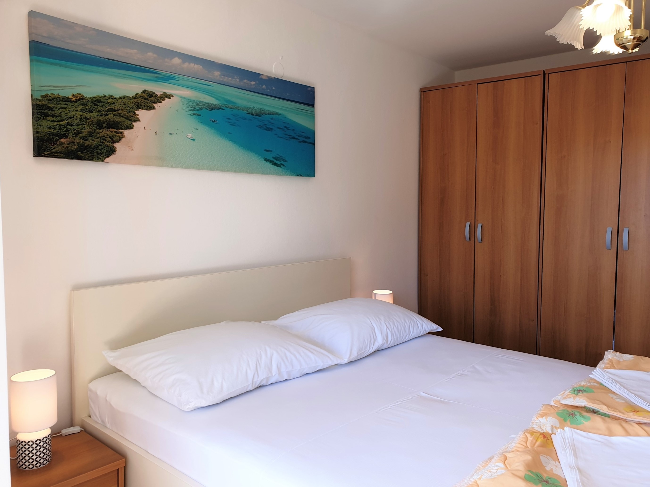 Two bedroom apartment with terrace and sea view Čižići, Krk  A-c