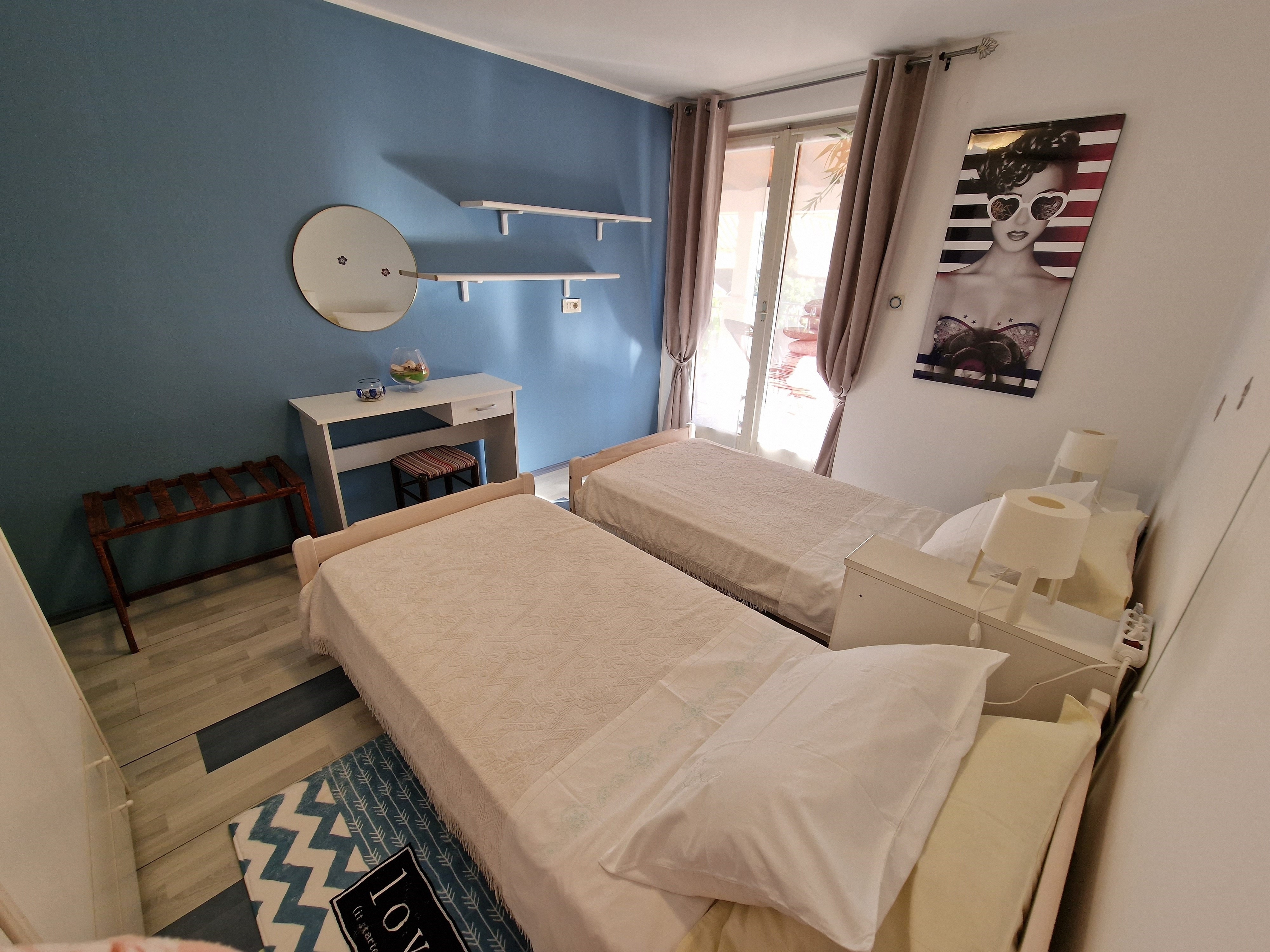 Two bedroom apartment with terrace and sea view Rovinj  A-b