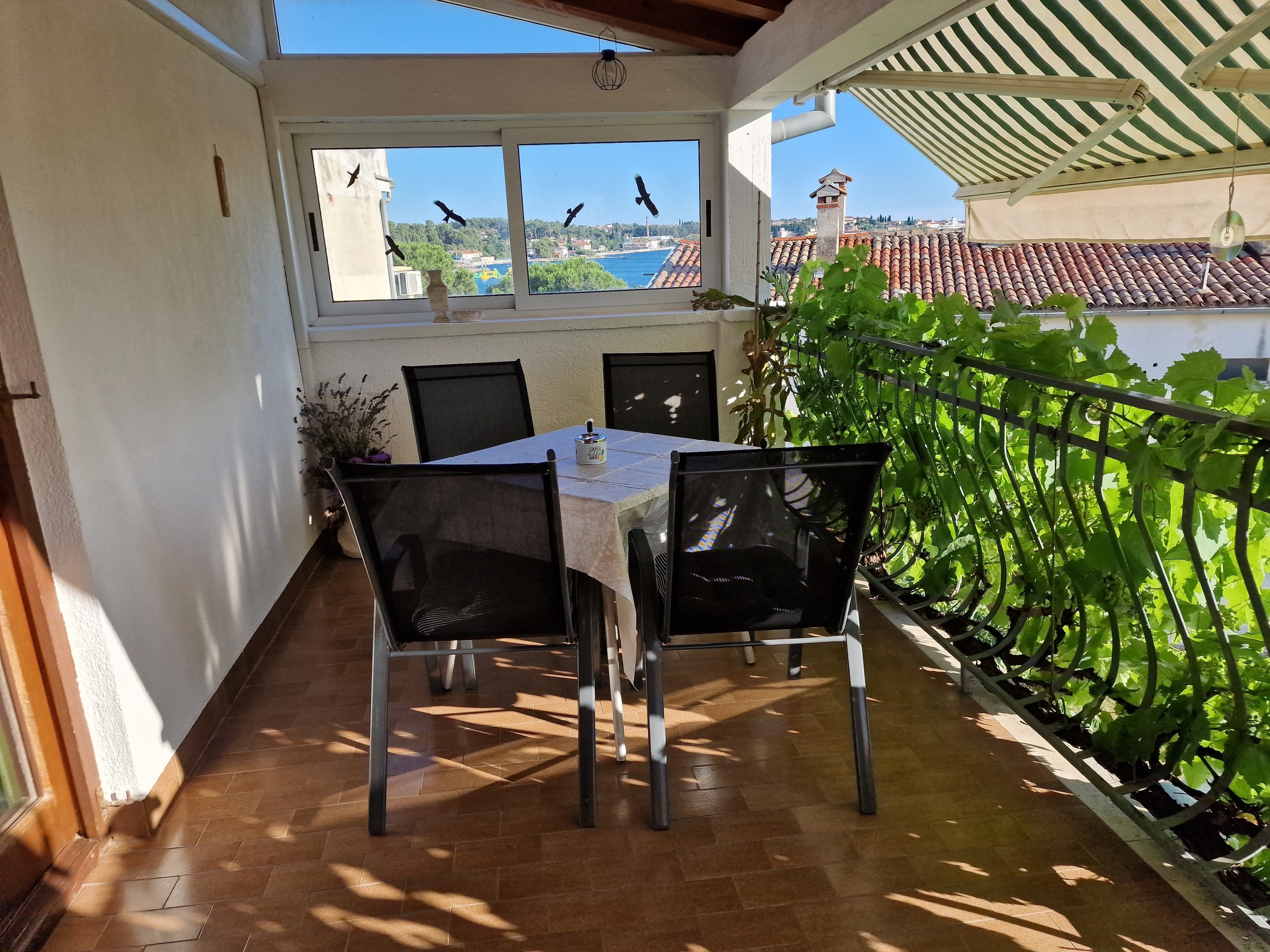 Two bedroom apartment with terrace and sea view Rovinj  A-b