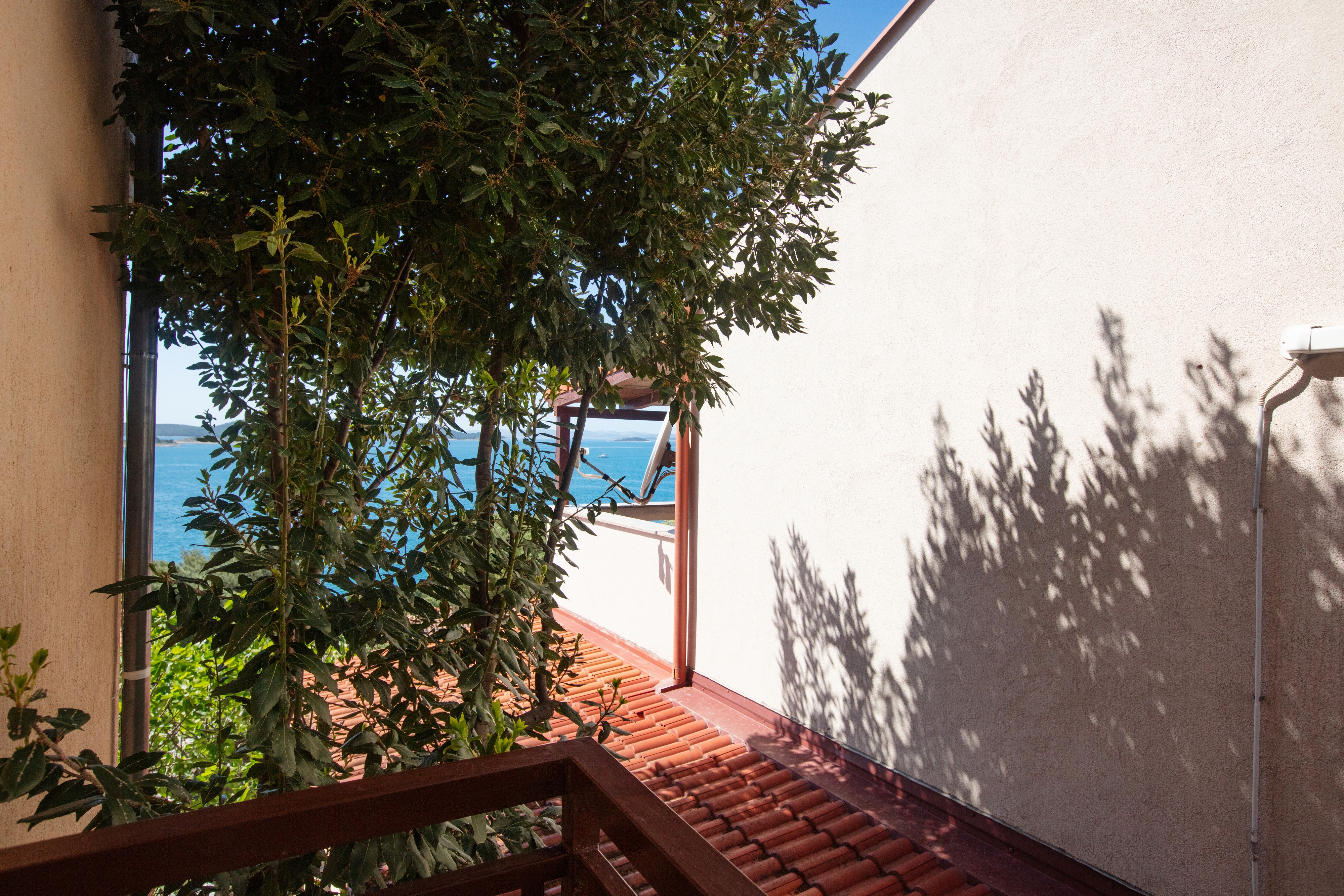 One bedroom apartment with terrace and sea view Drage, Biograd  A-b