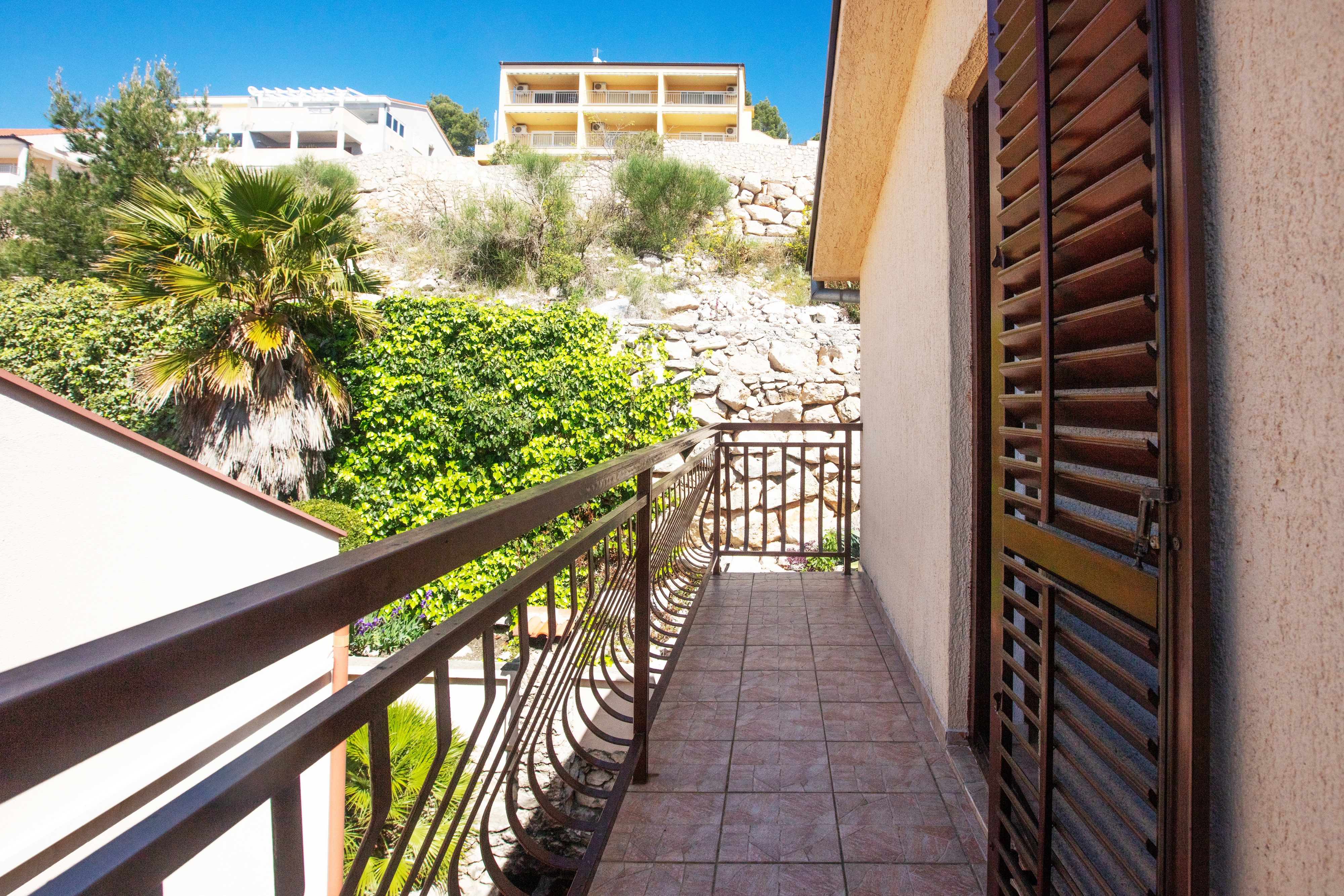 Two bedroom apartment with balcony and sea view Drage, Biograd  A-c