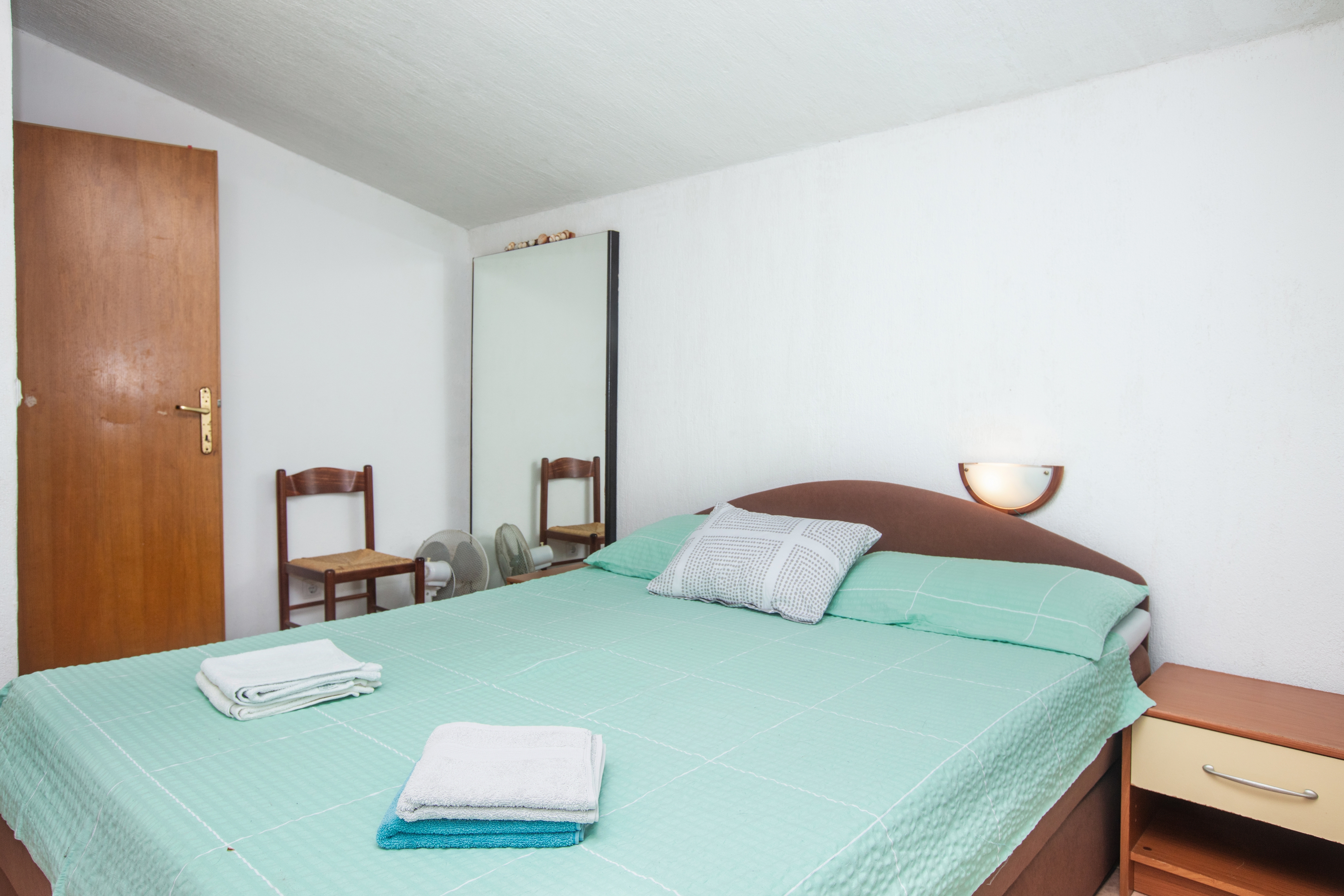 Two bedroom apartment with balcony and sea view Drage, Biograd  A-c