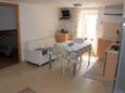 Гостиная Baška, Гостиная в размещении типа apartment, доступный кондиционер и WiFi.