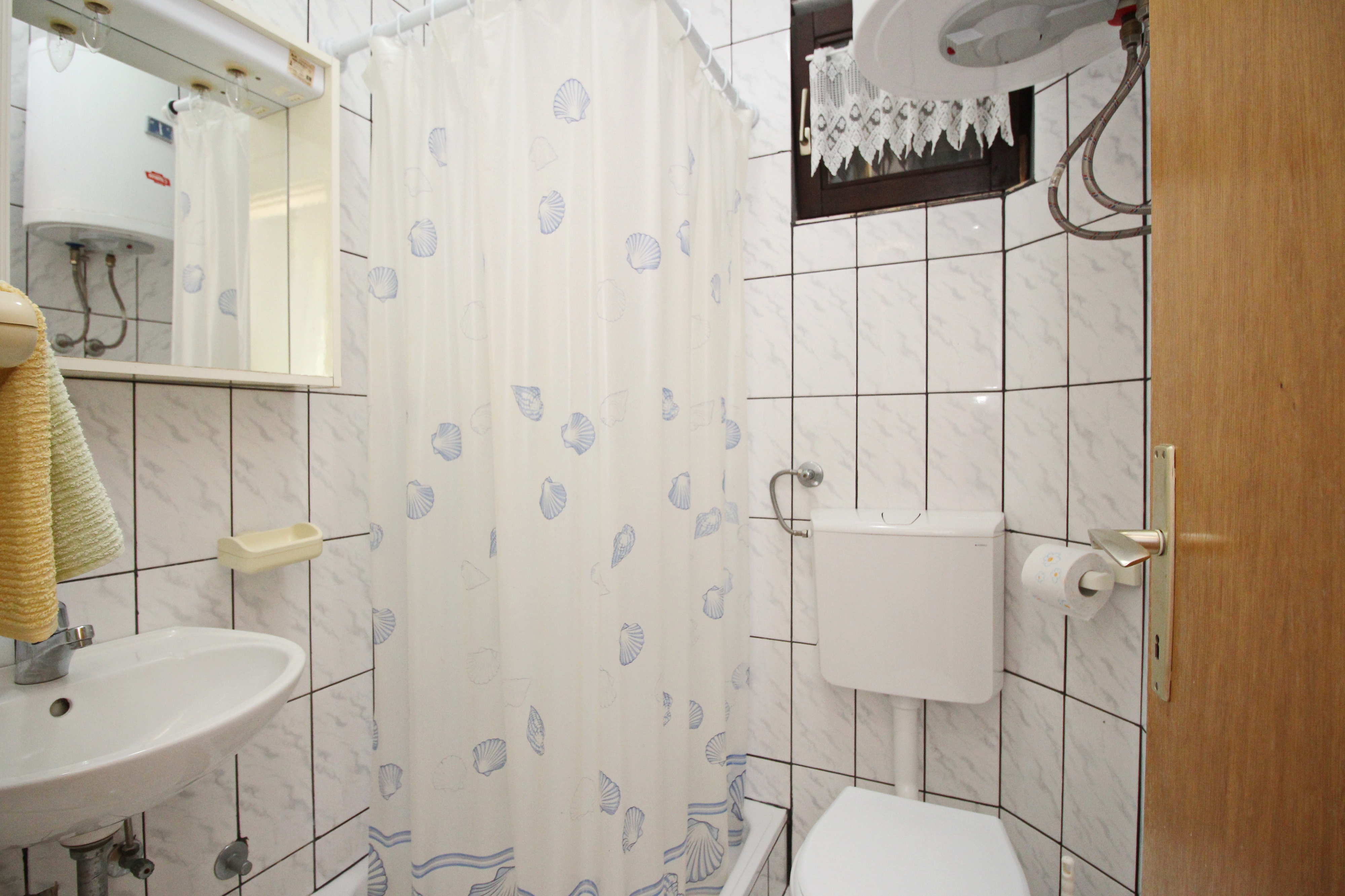 Three bedroom apartment with terrace Baška, Krk  A-a