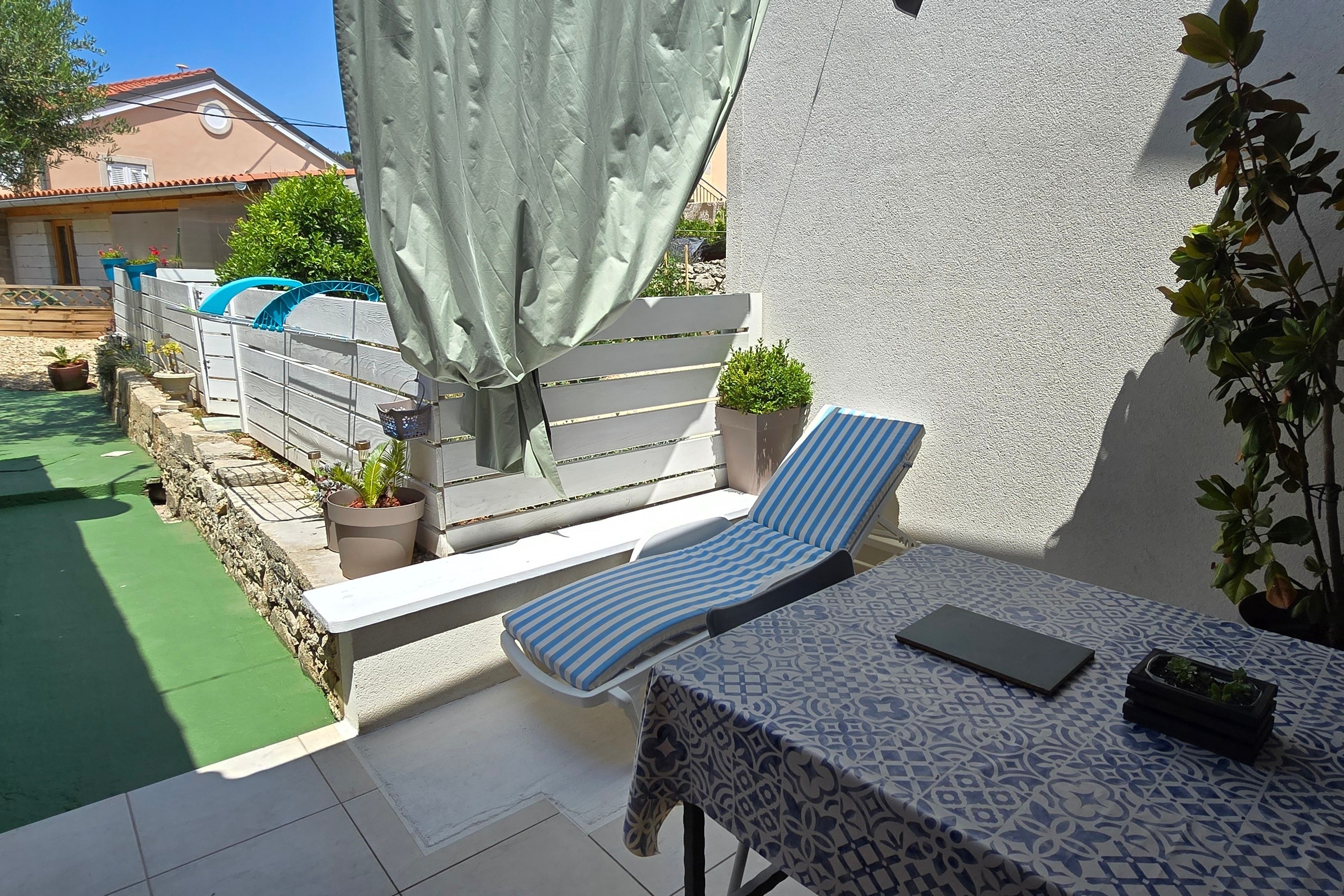 Studio flat with terrace Veli Lošinj, Lošinj  AS-a