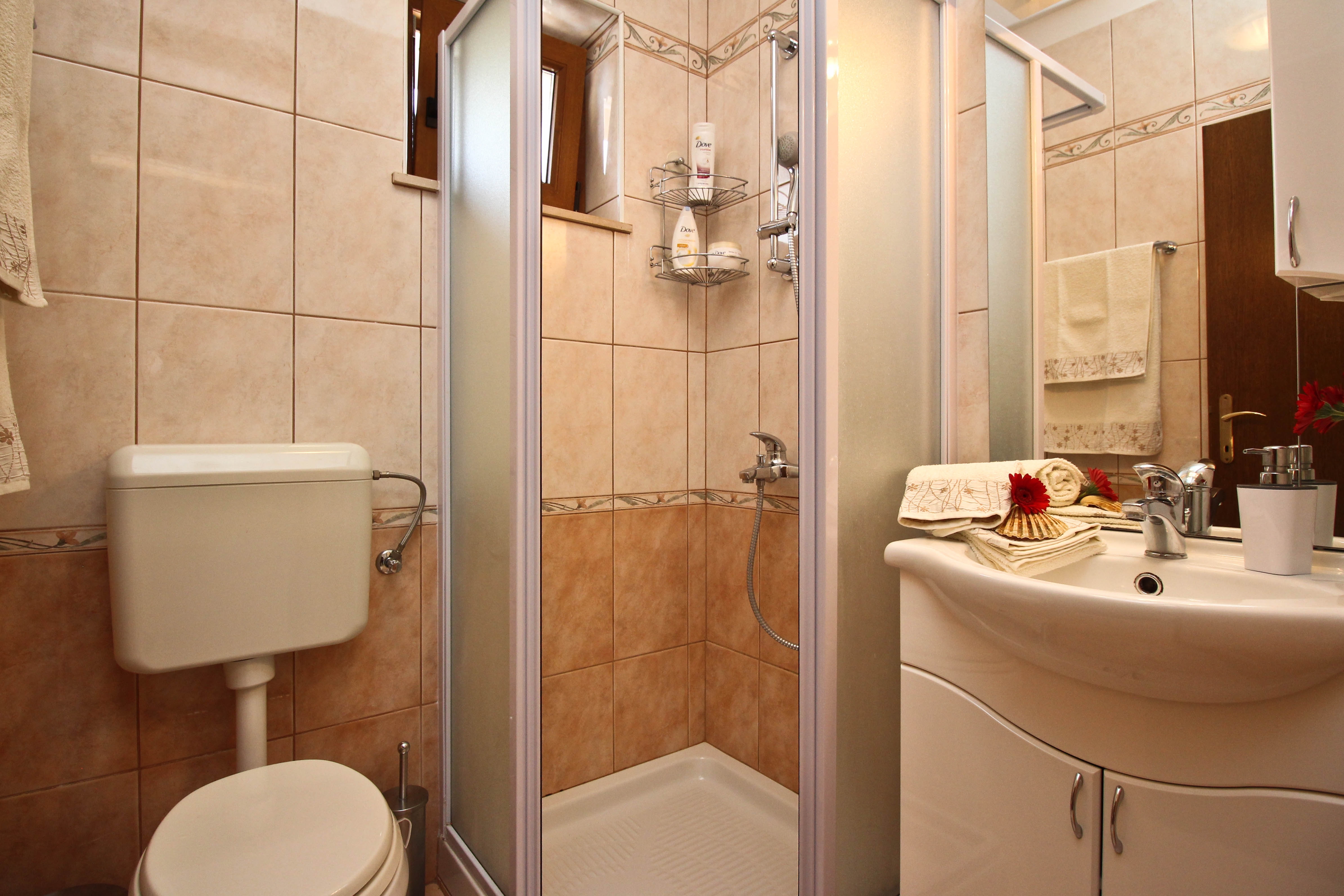 Three bedroom apartment with balcony and sea view Soline, Krk  A-b