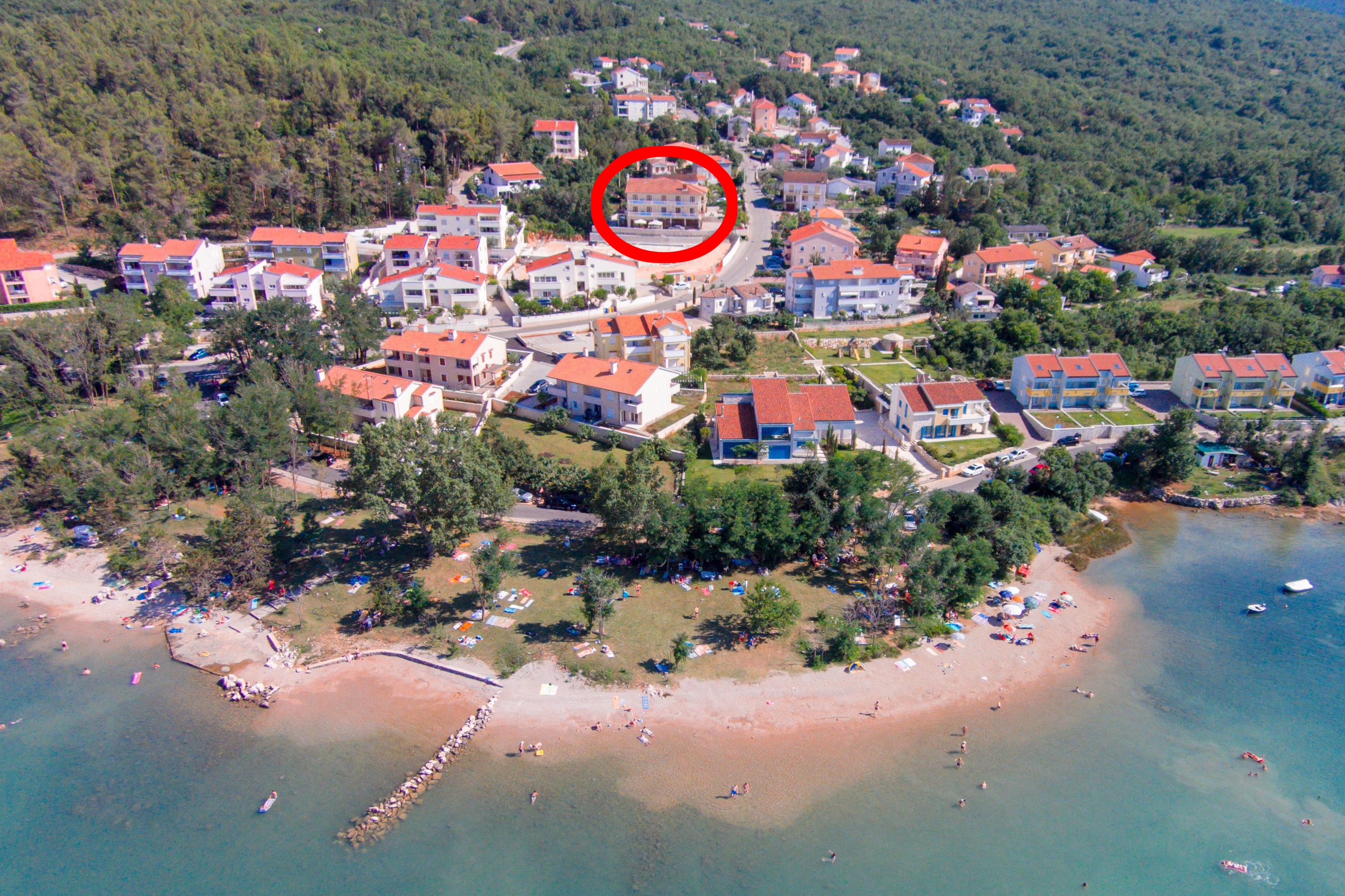 Trosoben apartma Z balkonom in pogledom na morje Soline, Krk  A-b
