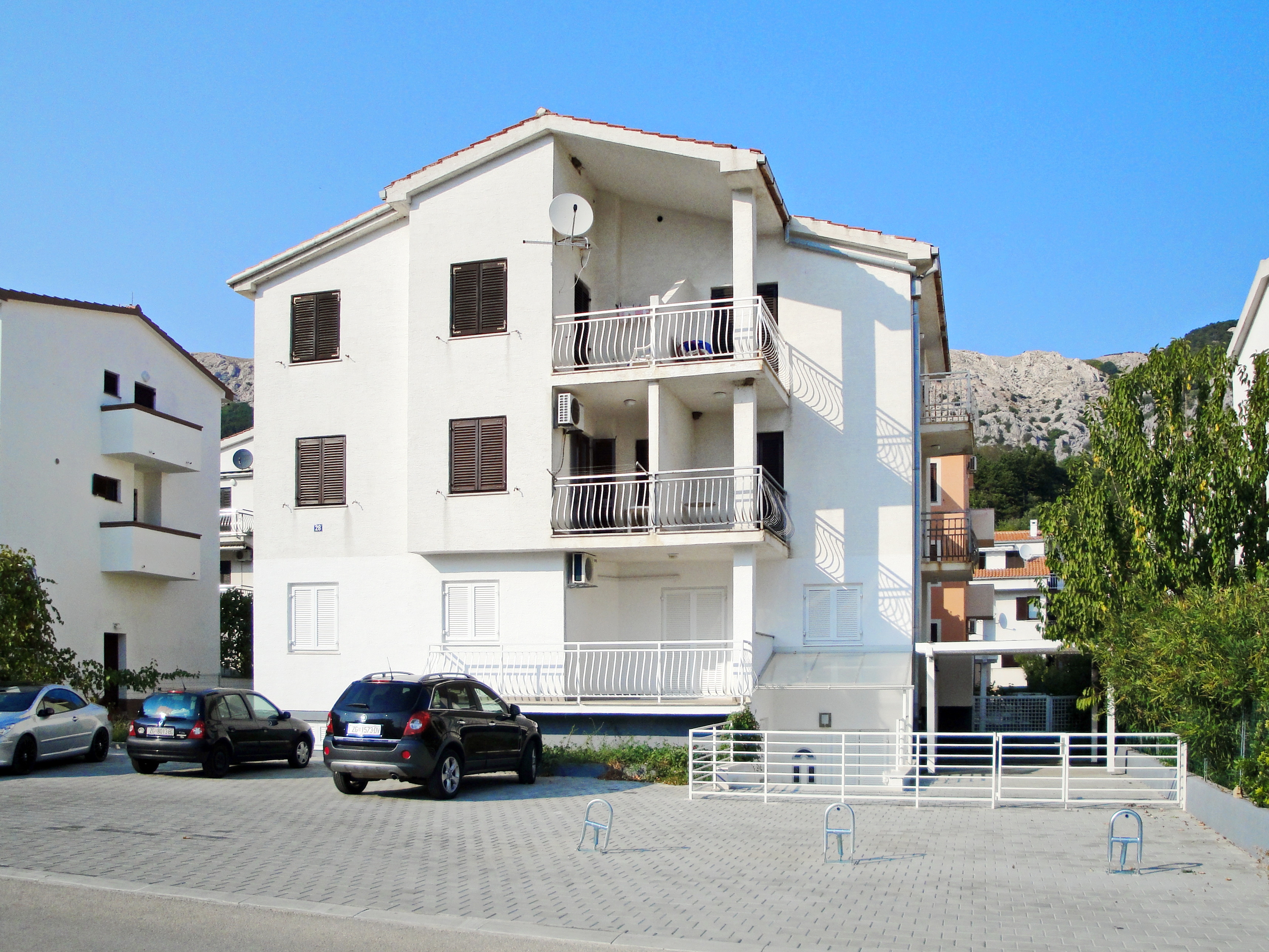 Two bedroom apartment with terrace Baška, Krk (A-19199-a)