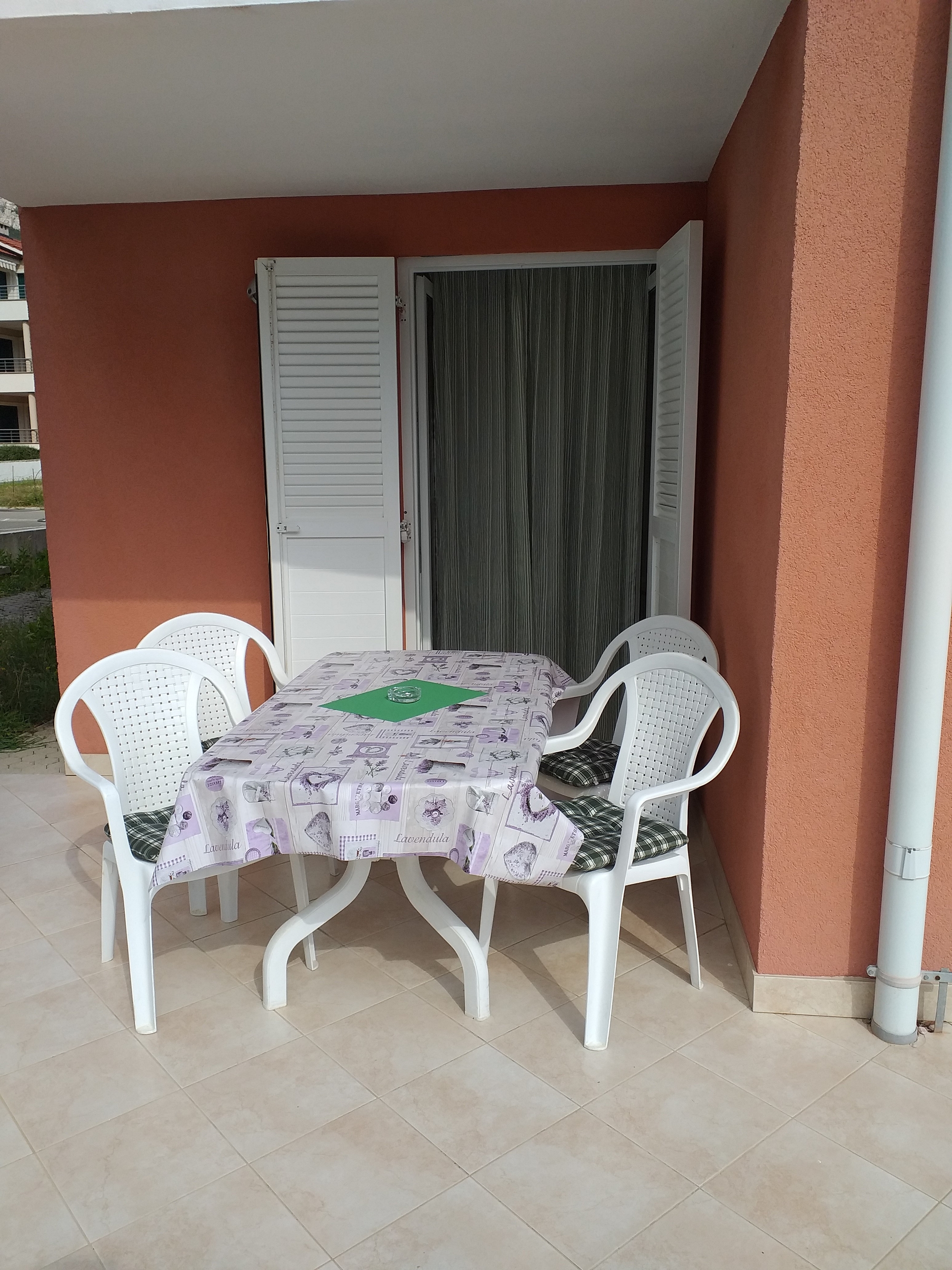 One bedroom apartment with terrace Baška, Krk  A-a