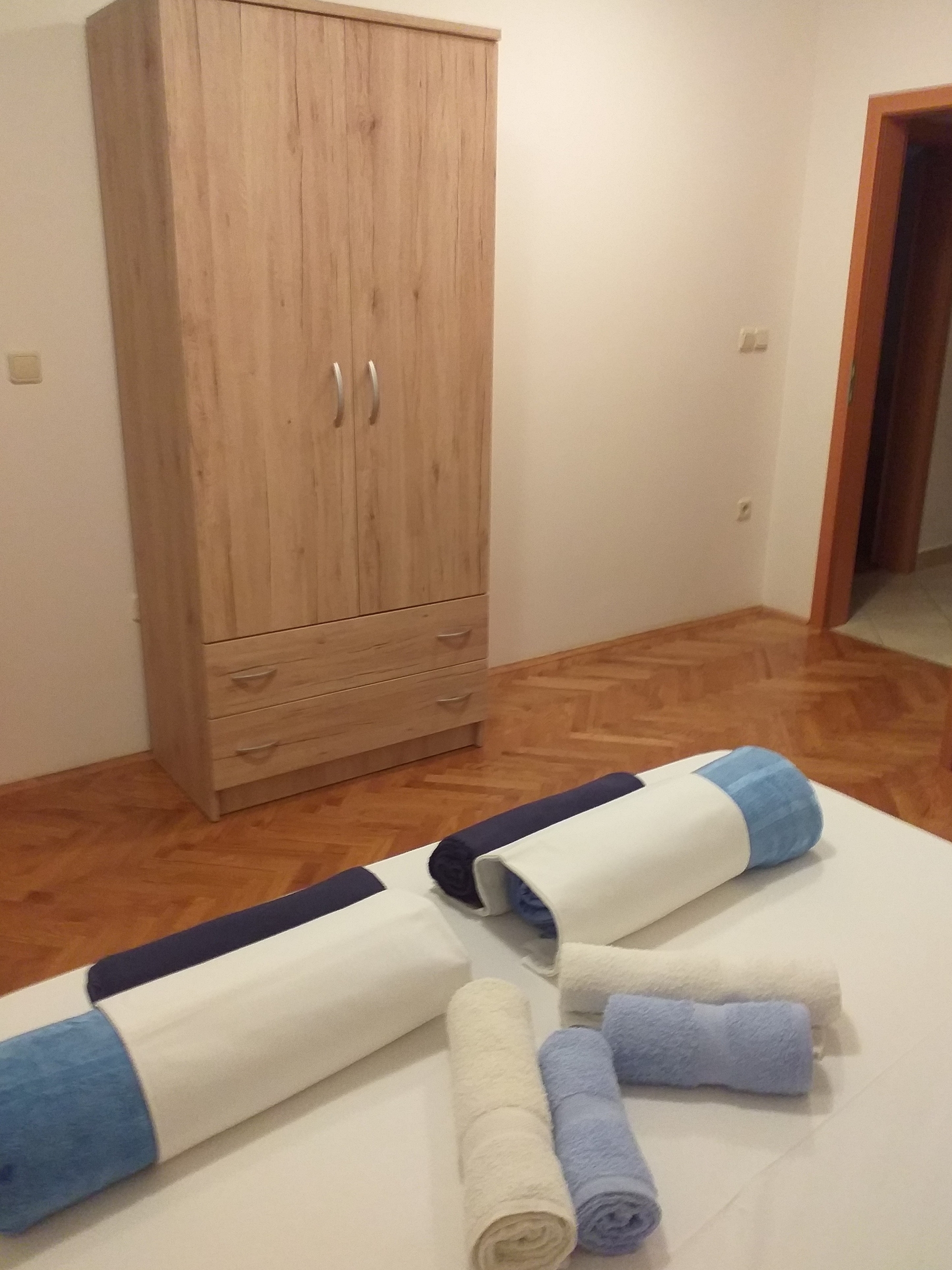 Two bedroom apartment with terrace Baška, Krk  A-b