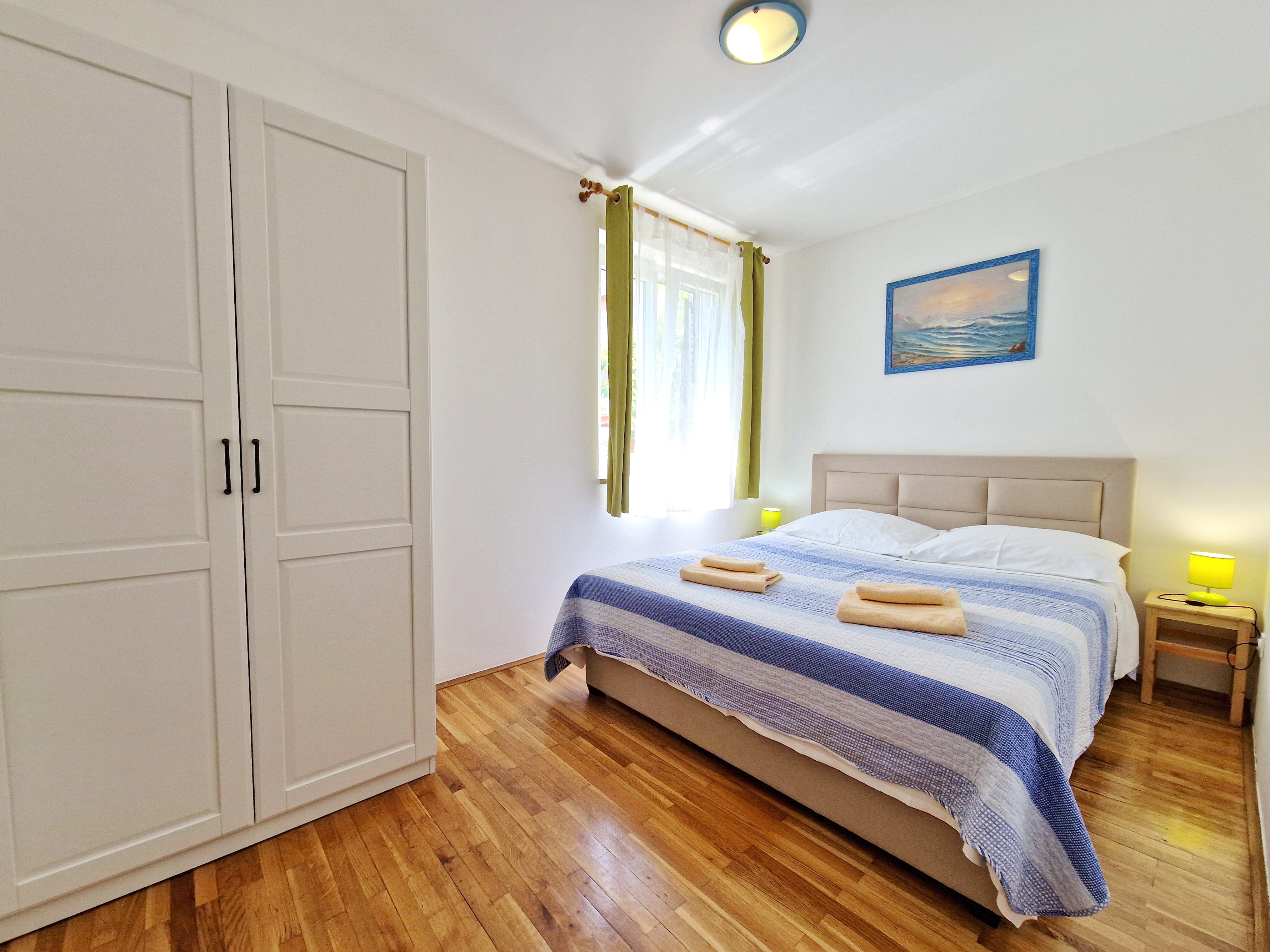 Two bedroom apartment with terrace Baška, Krk  A-c