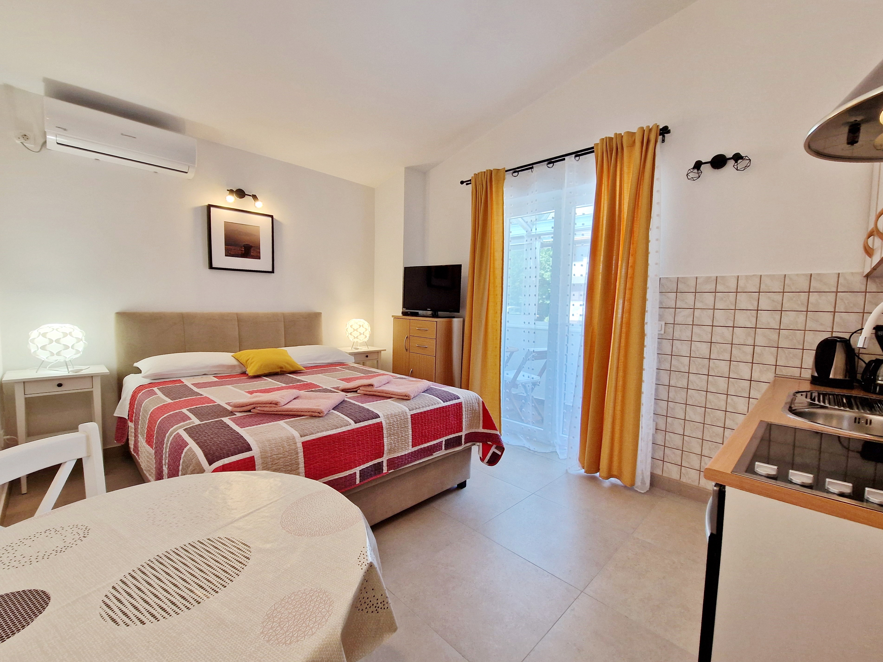 Studio flat with balcony Baška, Krk  AS-a