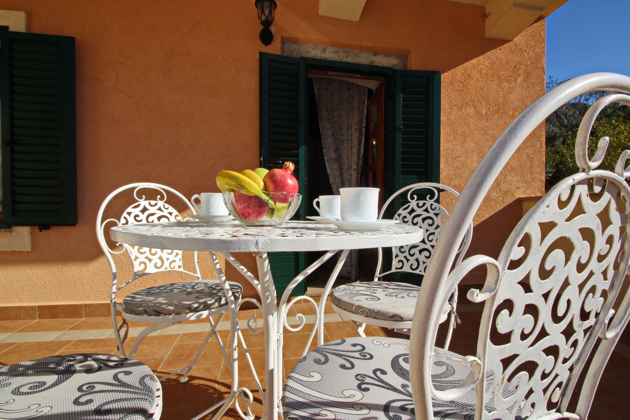 Comfortable and spacious house with terrace Draga Bašćanska, Krk  K