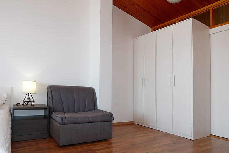 Three bedroom apartment with terrace and sea view Brela, Makarska  A-c