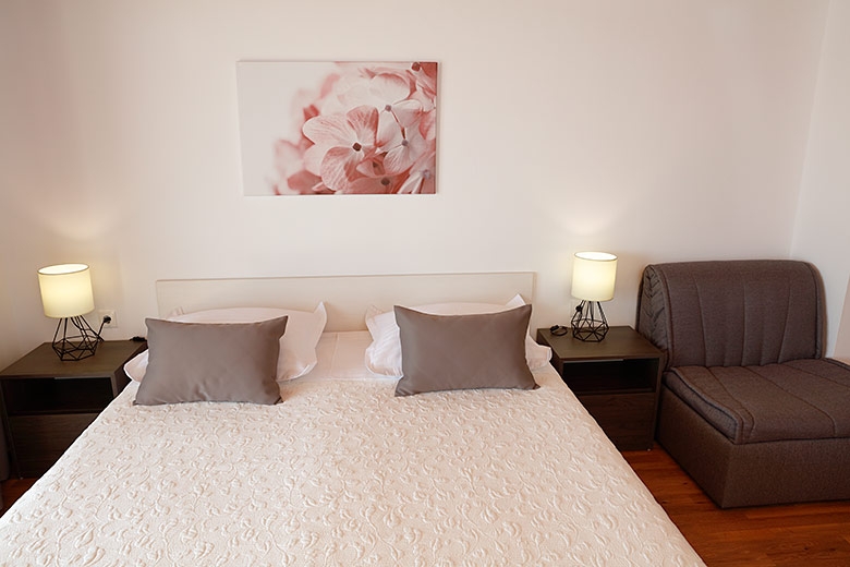 Three bedroom apartment with terrace and sea view Brela, Makarska  A-c