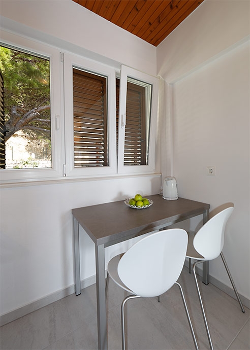 Three bedroom apartment with terrace and sea view Brela, Makarska  A-c