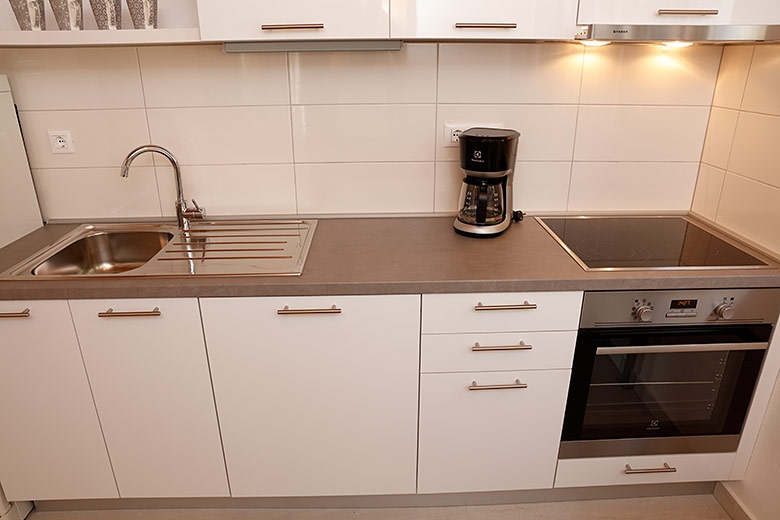 Three bedroom apartment with terrace and sea view Brela, Makarska  A-c