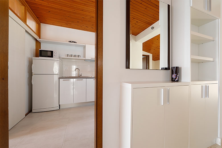 Three bedroom apartment with terrace and sea view Brela, Makarska  A-c