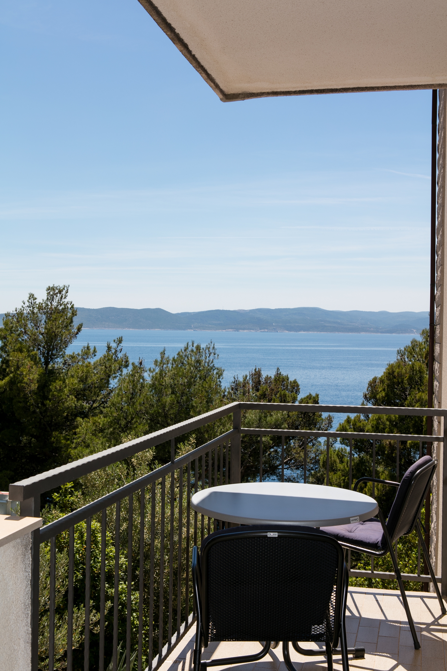 Studio flat with balcony and sea view Brela, Makarska  AS-a