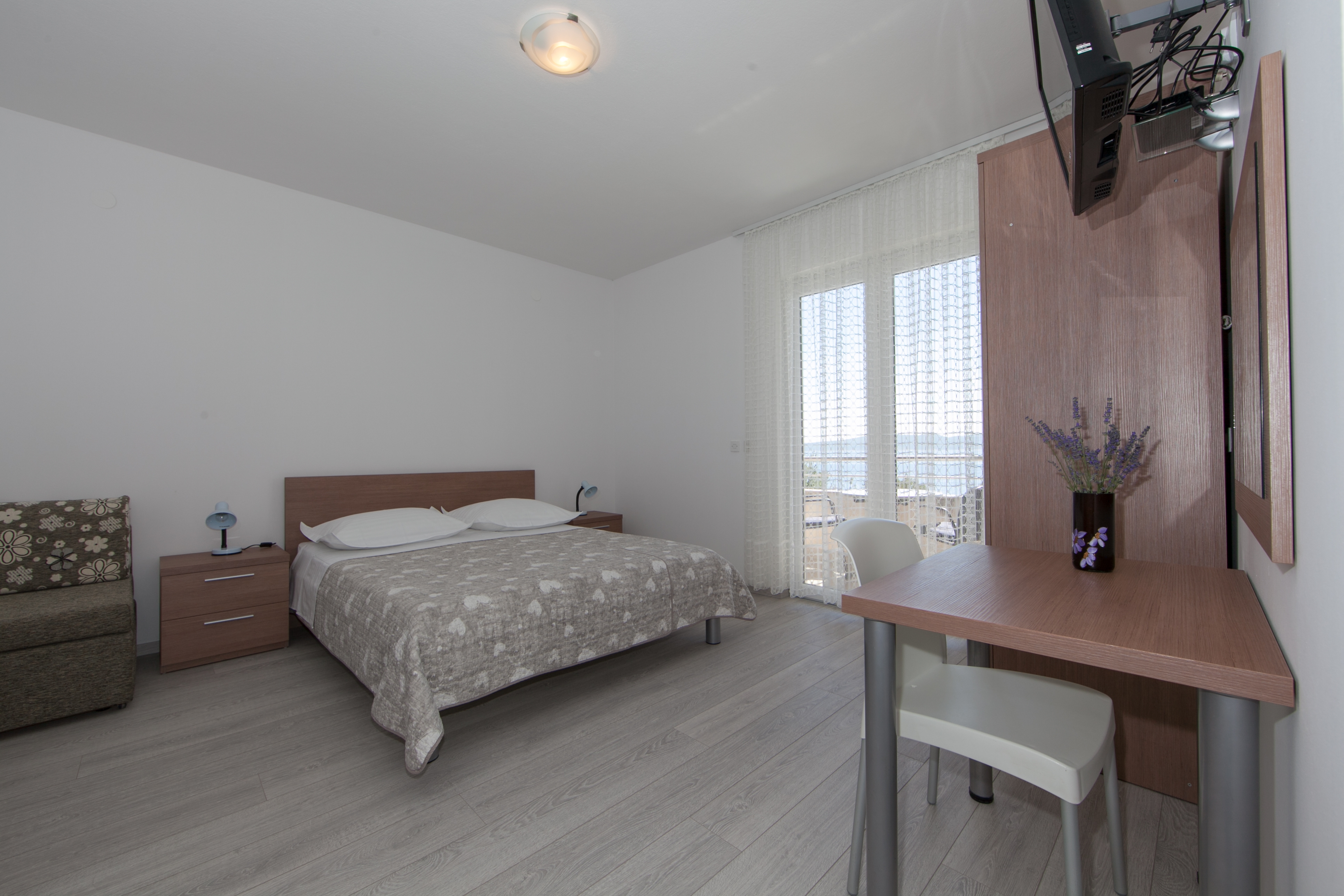 Studio flat with balcony and sea view Brela, Makarska  AS-b