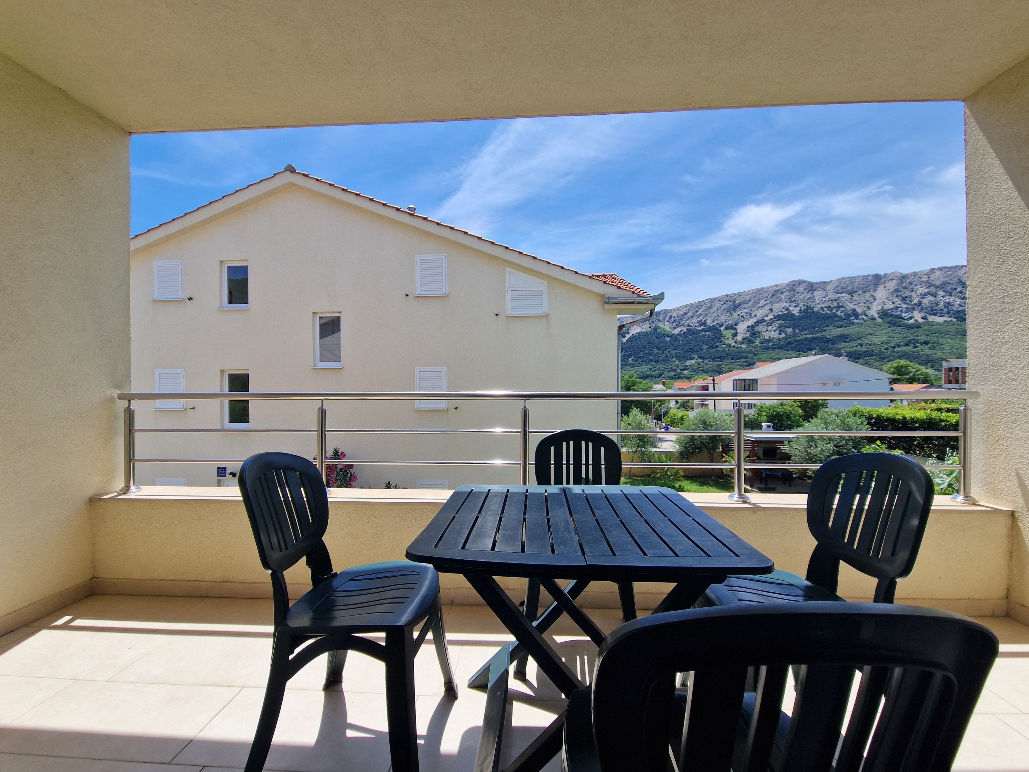 Two bedroom apartment with balcony Baška, Krk  A-a
