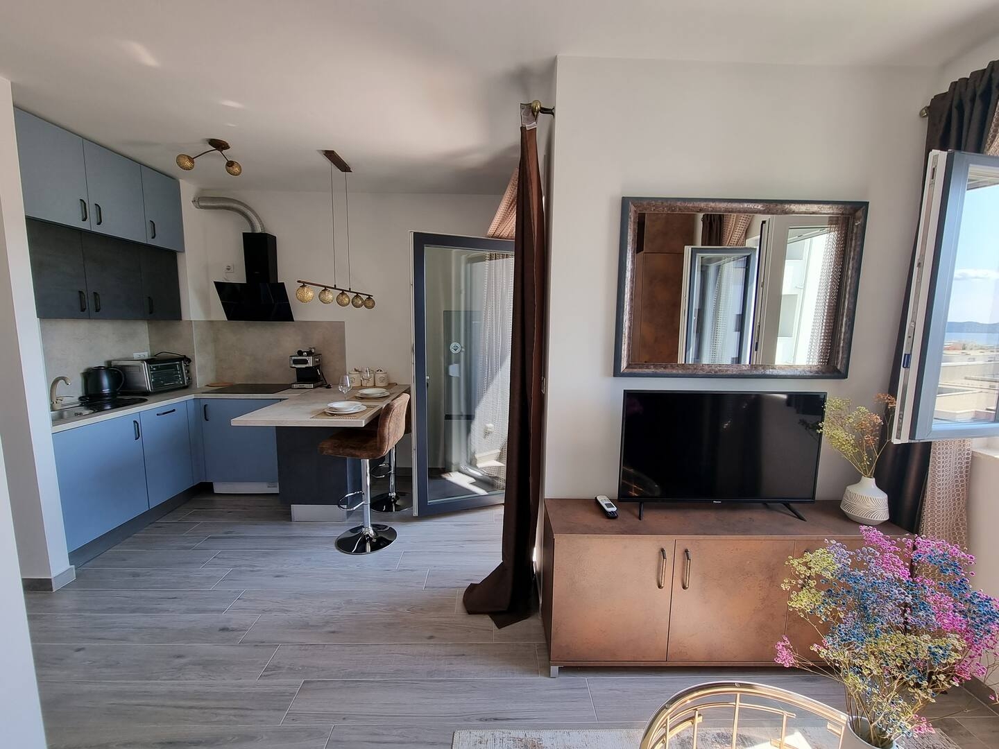 Studio flat with balcony and sea view Zadar  AS-a