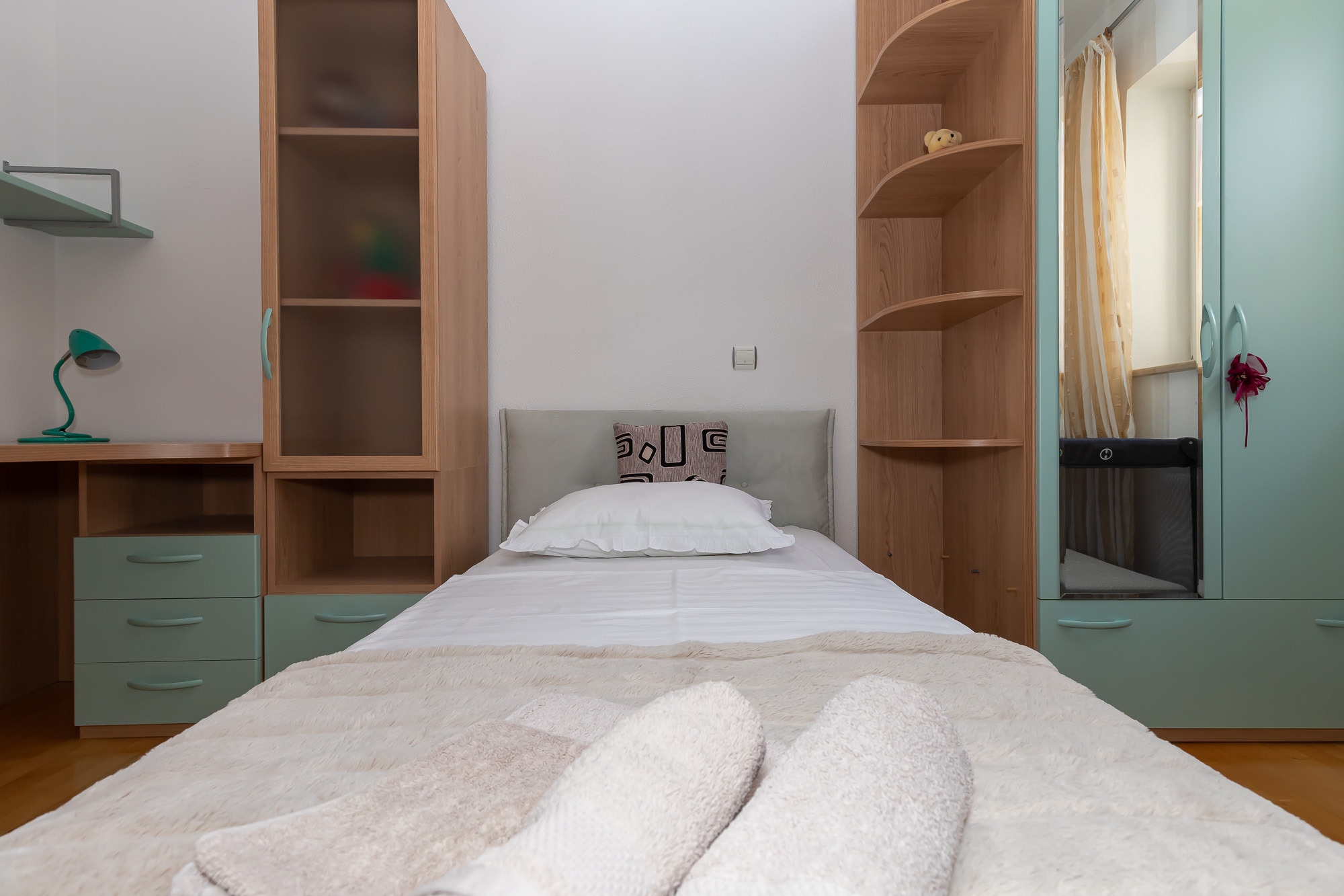 Four bedroom house with terrace Pražnica, Brač  K
