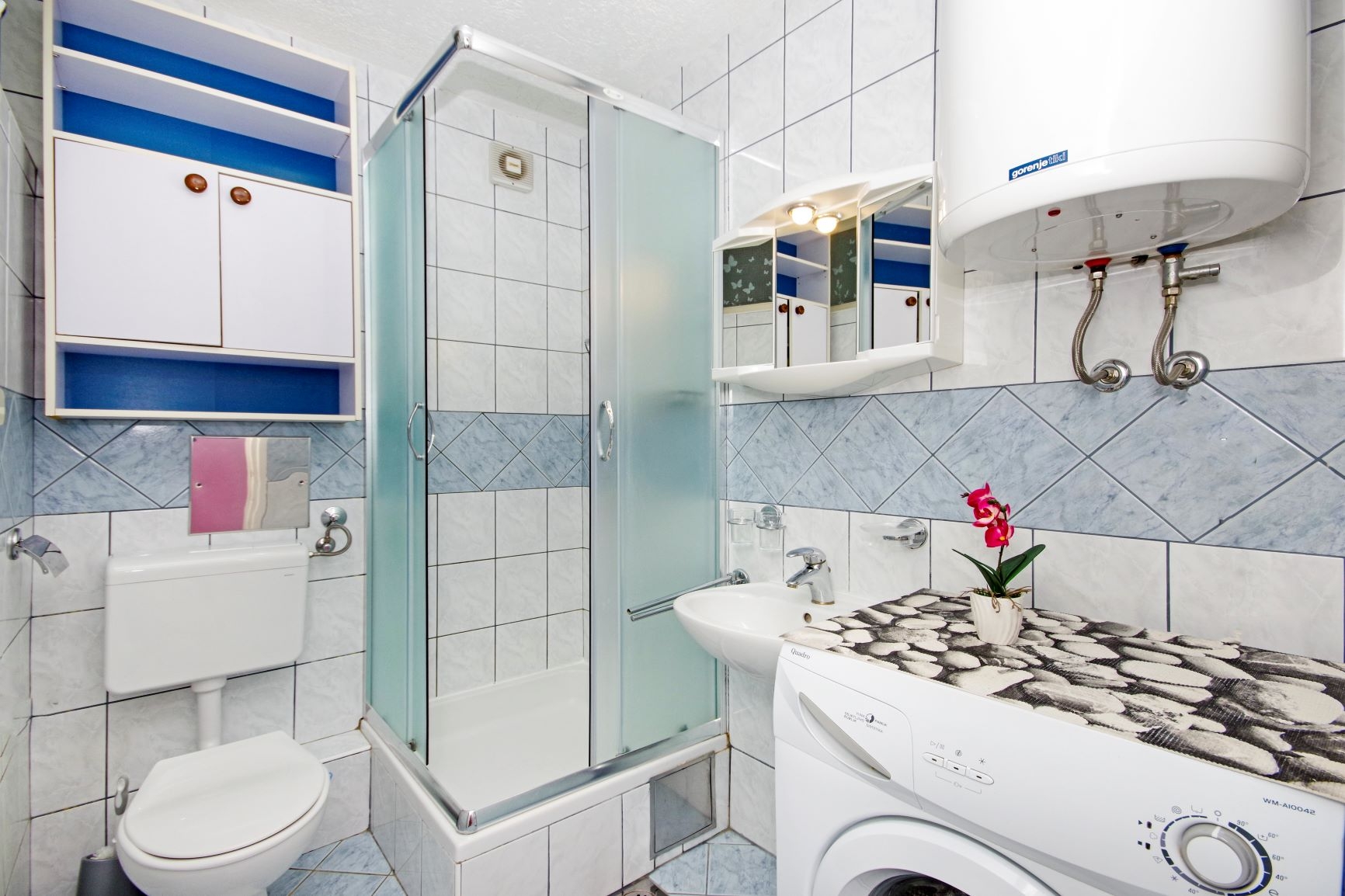 Two bedroom apartment with air-conditioning Makarska  A-a