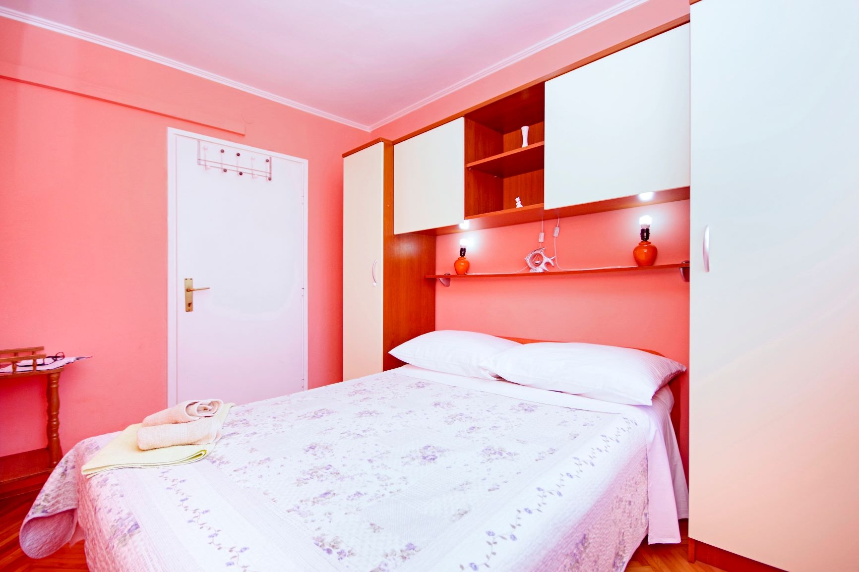Two bedroom apartment with air-conditioning Makarska  A-a