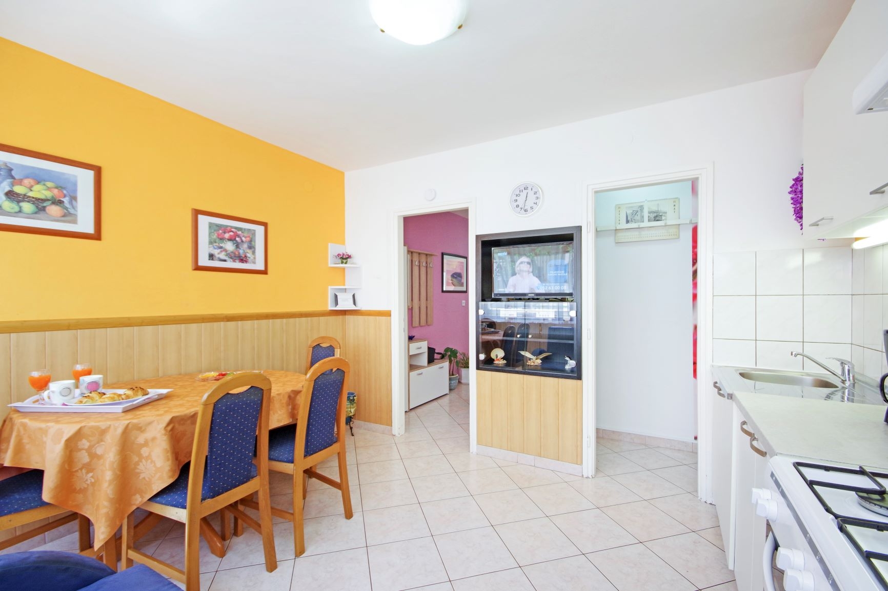 Two bedroom apartment with air-conditioning Makarska (A-19210-a) Two bedroom apartment with air-conditioning Makarska (A-19210-a)