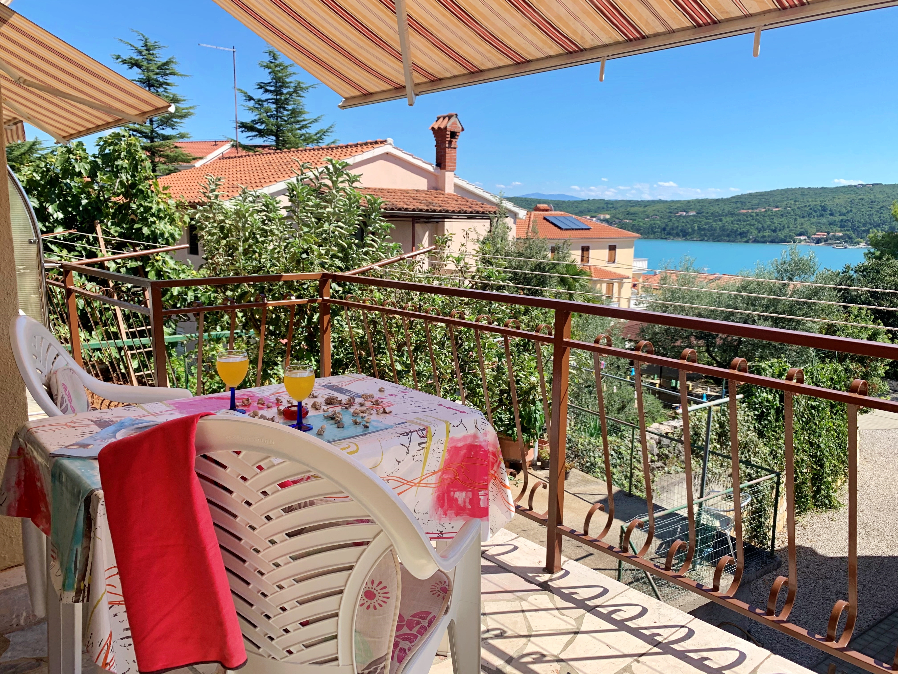 One bedroom apartment with balcony and sea view Čižići, Krk  A-a