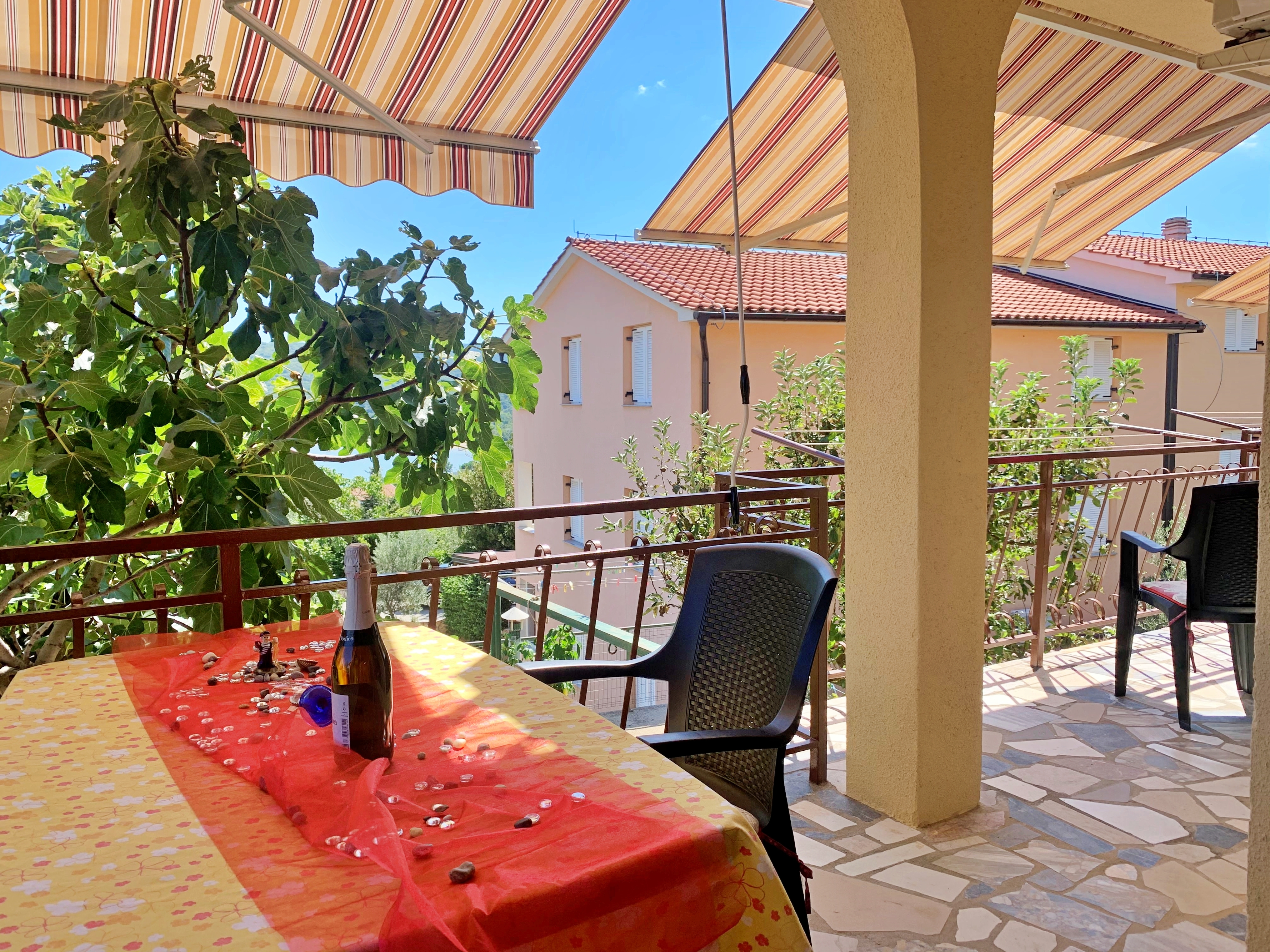 One bedroom apartment with balcony and sea view Čižići, Krk  A-b