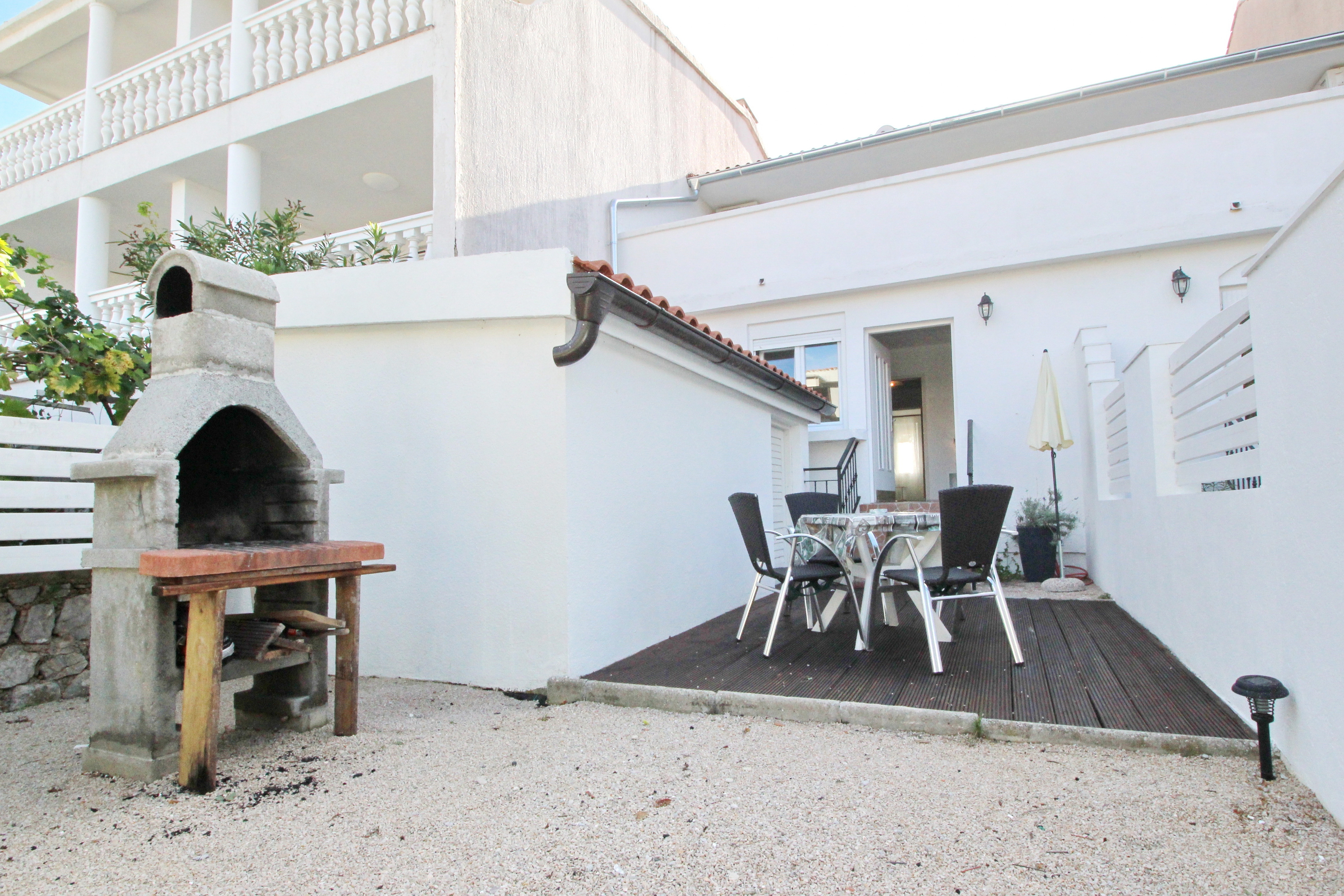 One bedroom apartment with terrace Baška, Krk (A-19215-b) One bedroom apartment with terrace Baška, Krk (A-19215-b)