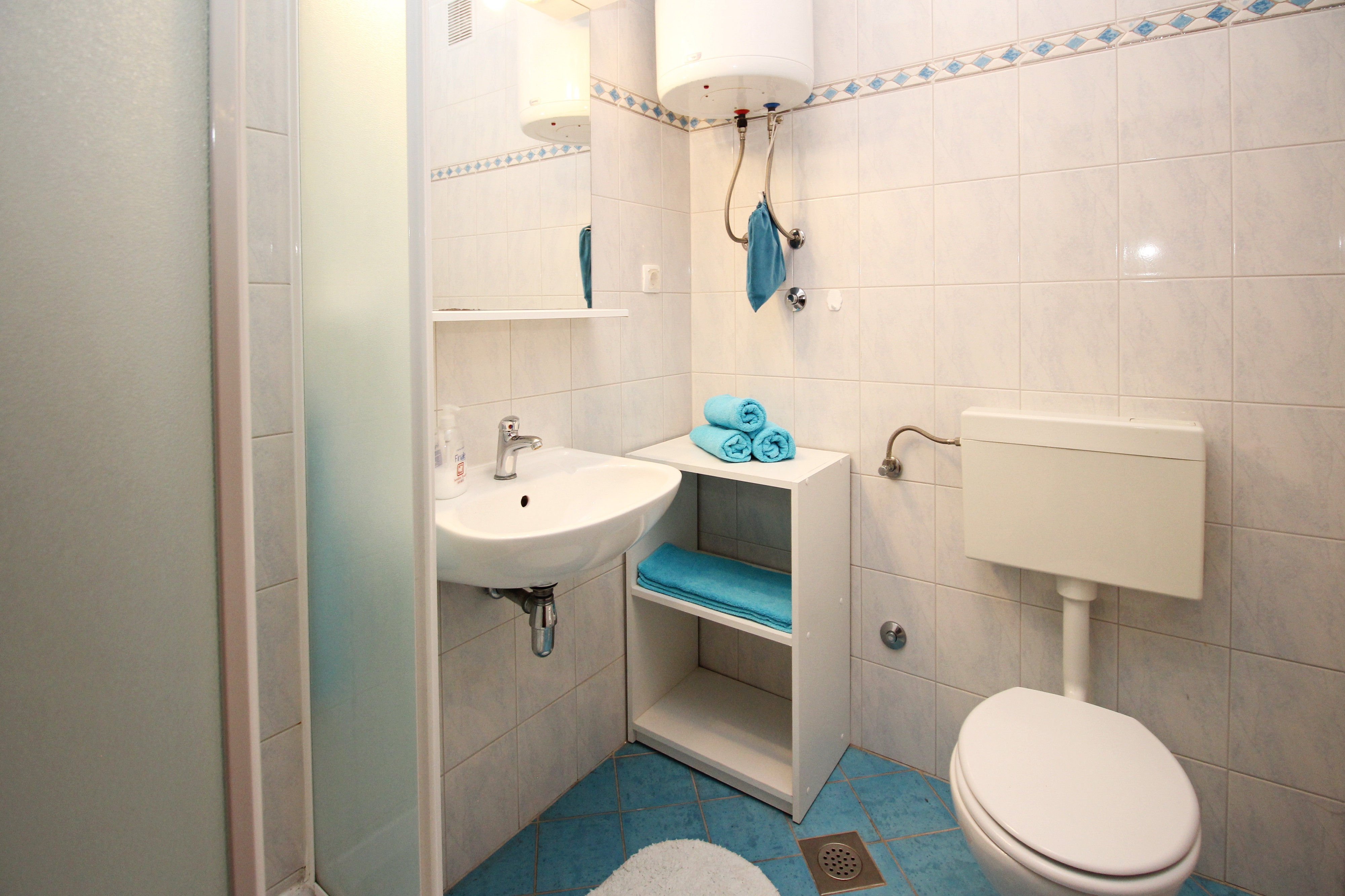 Two bedroom apartment with terrace Baška, Krk  A-c